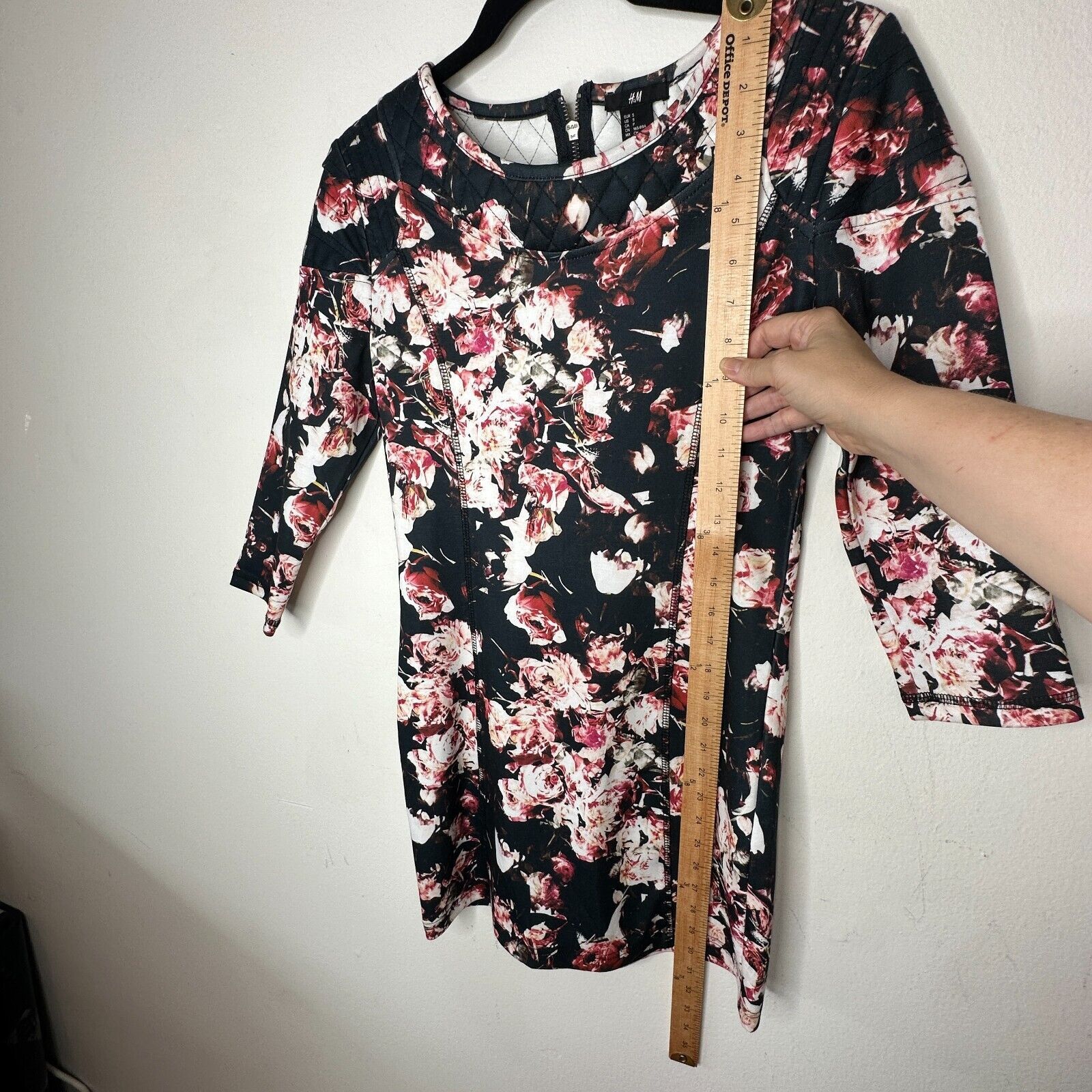 H&M H&M Black Floral 3/4 Sleeve Dress Quilted At Shoulders Zip S Size S / US 4 / IT 40 - 8 Thumbnail