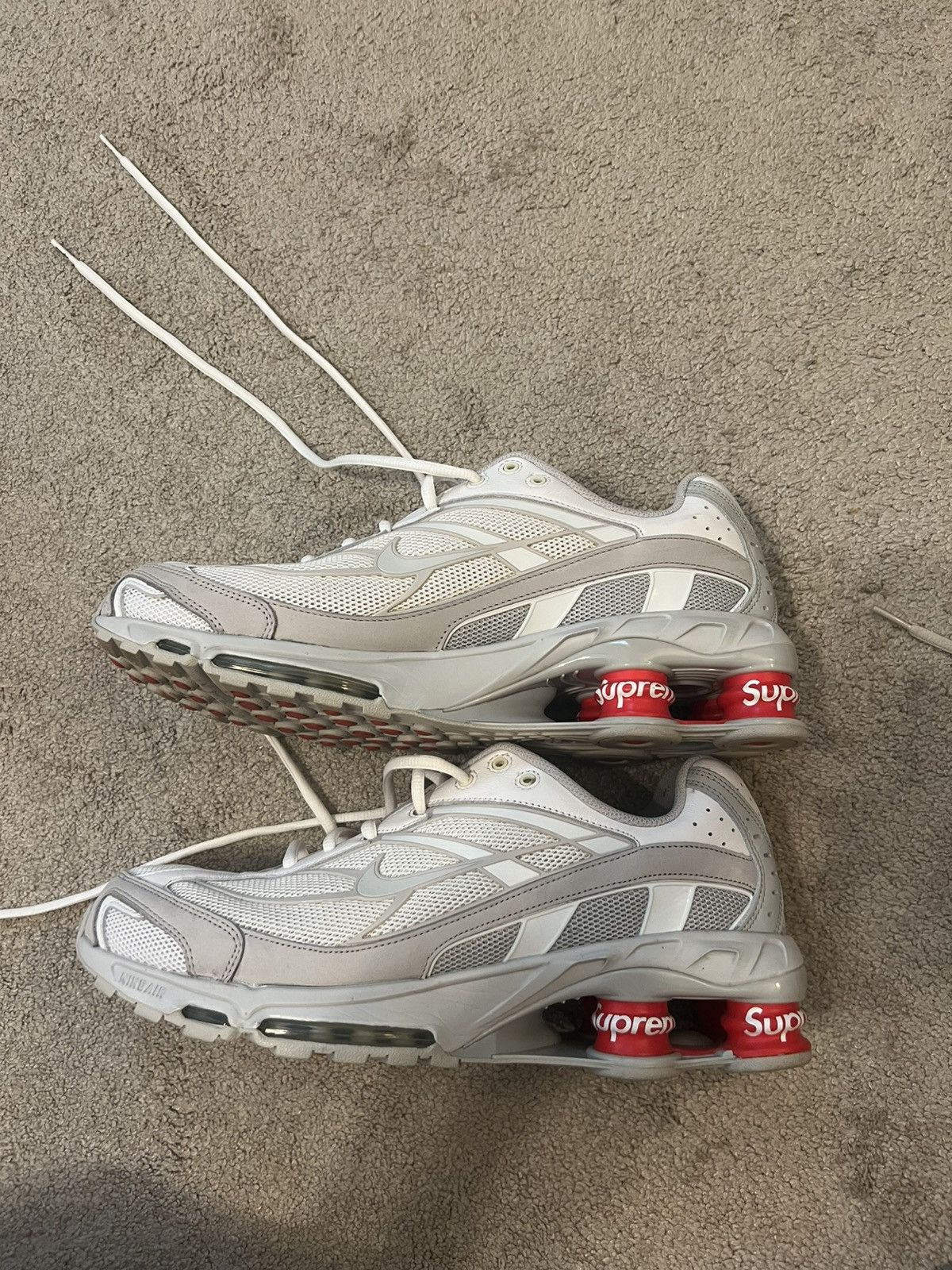 Nike × Supreme Supreme Nike Shox White/Red Size US 10.5 / EU 43-44 - 8 Thumbnail