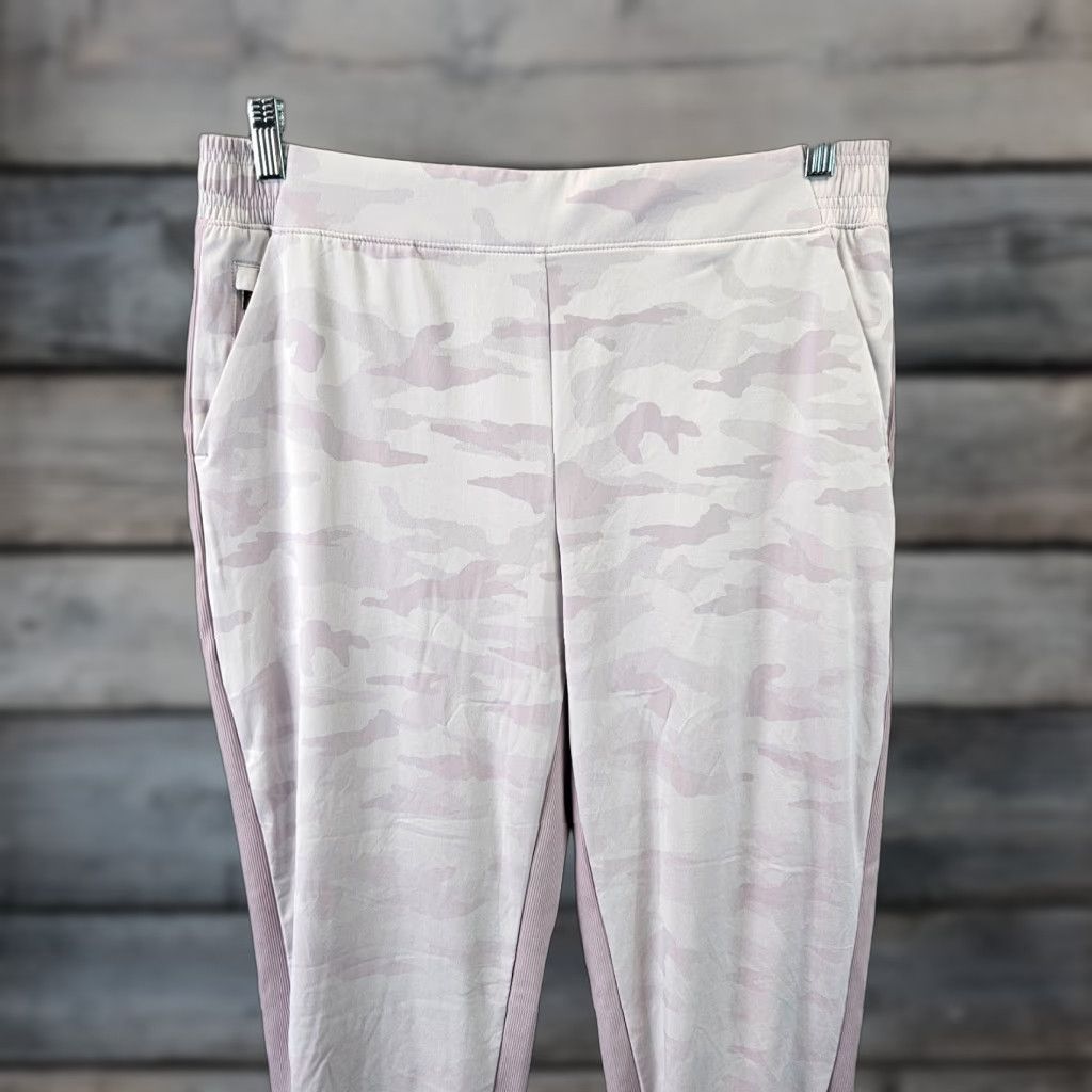 Athleta Athleta Womens Lined Jogger Pants Pink 16 Pull On High Rise Camo Jogger Women's Size 16 Activewear Women Size 38" / US 16 / IT 52 - 1 Thumbnail