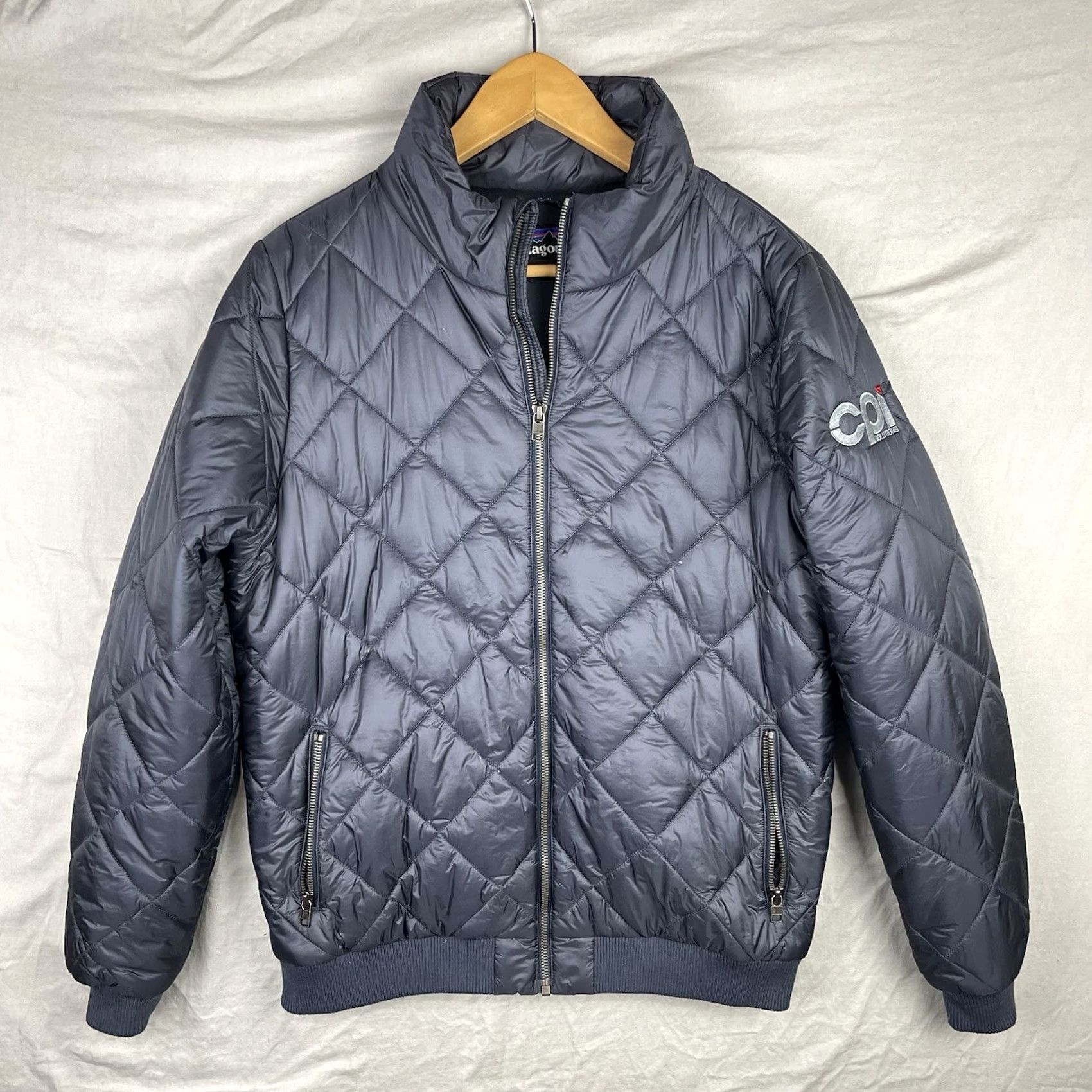 Patagonia Patagonia Jacket Womens Large Navy Blue Prow Bomber Quilted Full Zip Logo Size L / US 10 / IT 46 - 2 Thumbnail
