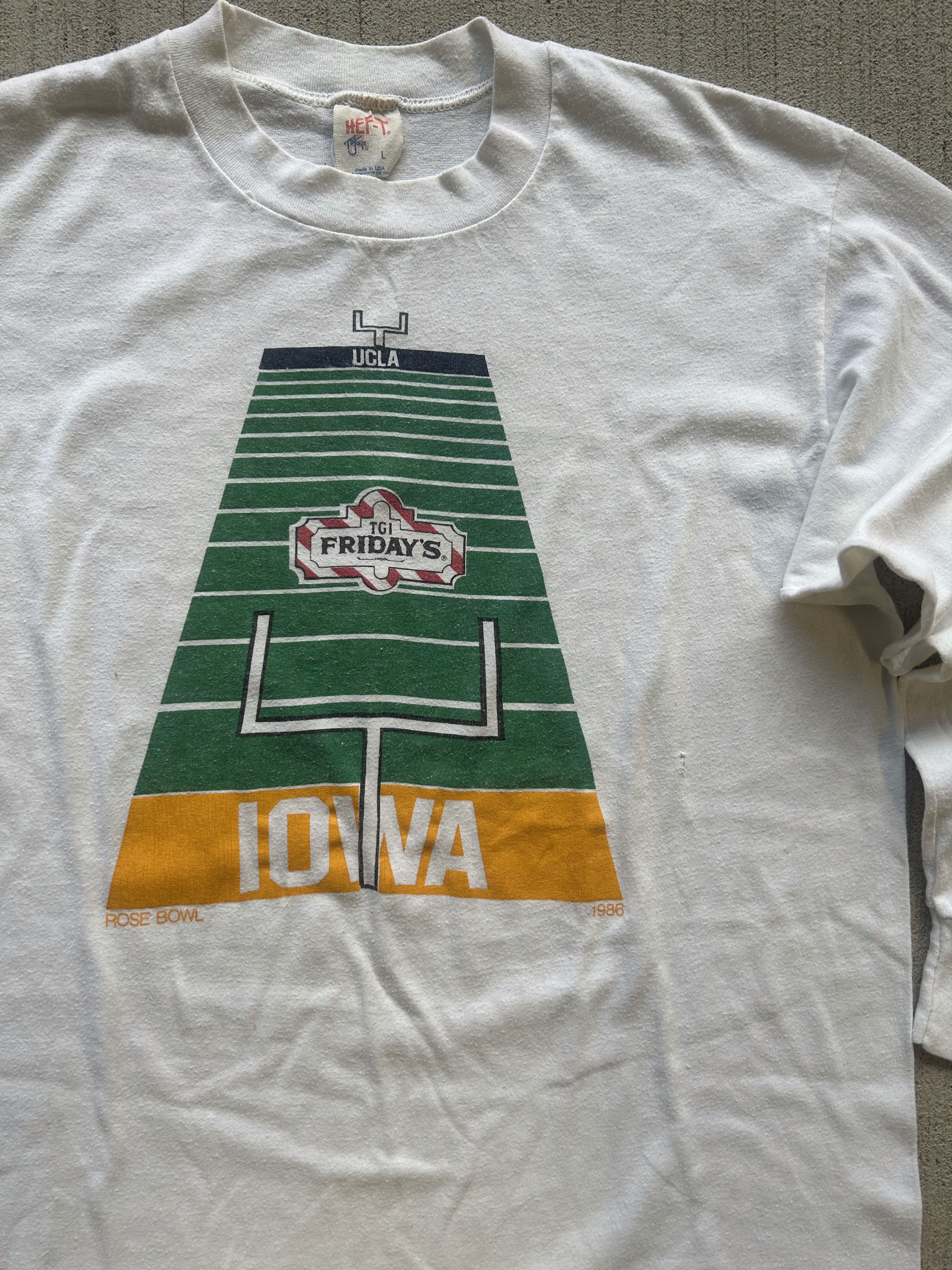Vintage Vintage 1986 Iowa vs UCLA Rose Bowl Single Stitch Long Tee Size US L / EU 52-54 / 3 - 2 Thumbnail