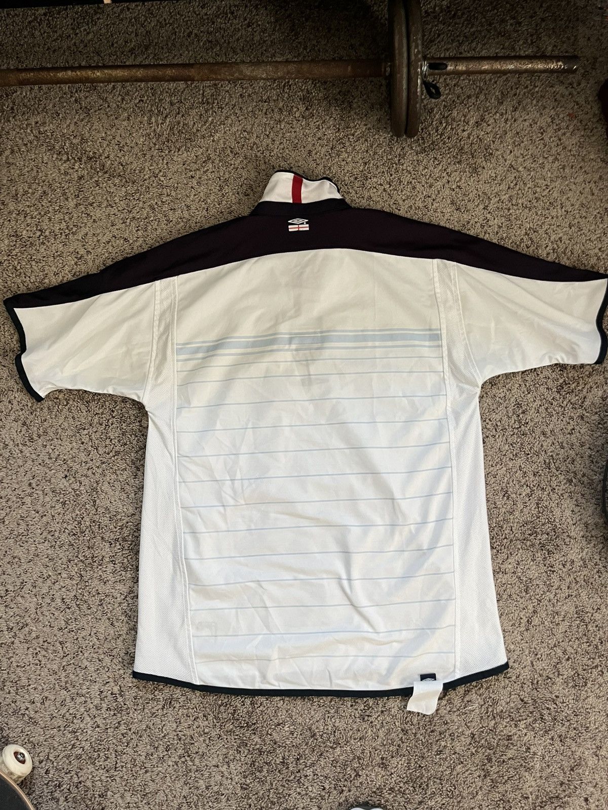 Umbro England 2004 Home Reversible Kit Soccer Football Jersey Size US L / EU 52-54 / 3 - 7 Thumbnail