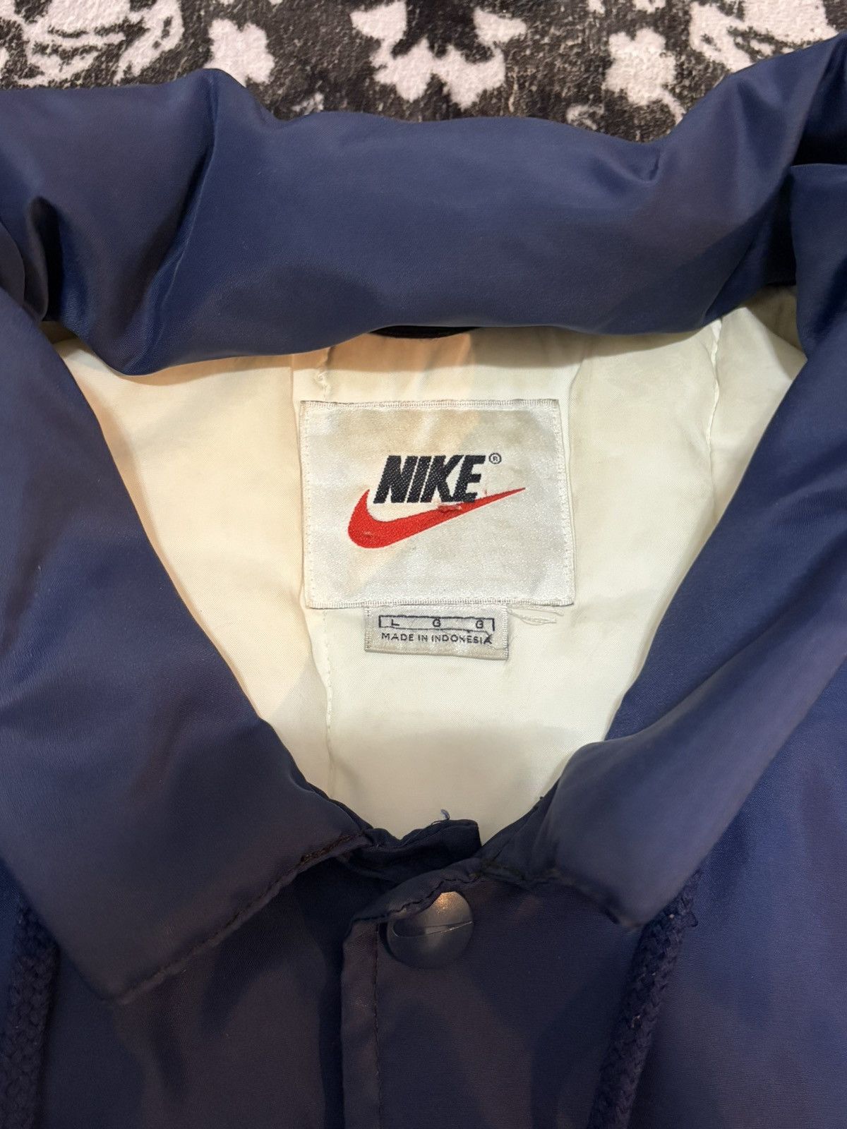 Nike 90s Nike Rain Coat (Navy Blue) Size US L / EU 52-54 / 3 - 3 Thumbnail