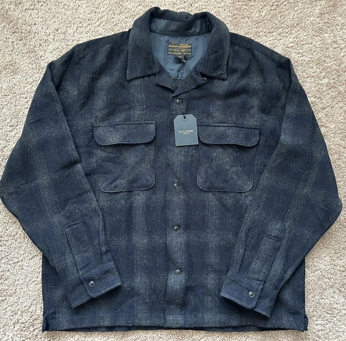 image of Filson Buckner Wool Camp Shirt S in Gray/Navy, Men's (Size Small)