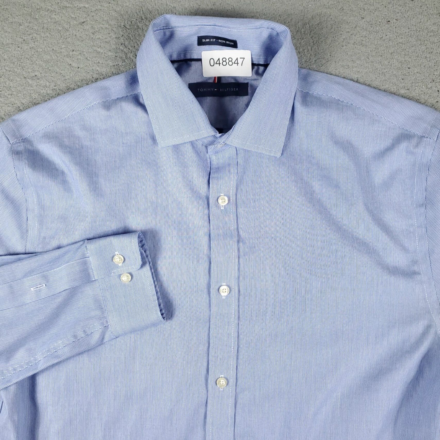 Tommy Hilfiger Tommy Hilfiger Shirt Dress Shirt Mens 15.5 Blue Striped Button Up Long Sleeve Cotton American Preppy Wedding Size 40R - 2 Thumbnail
