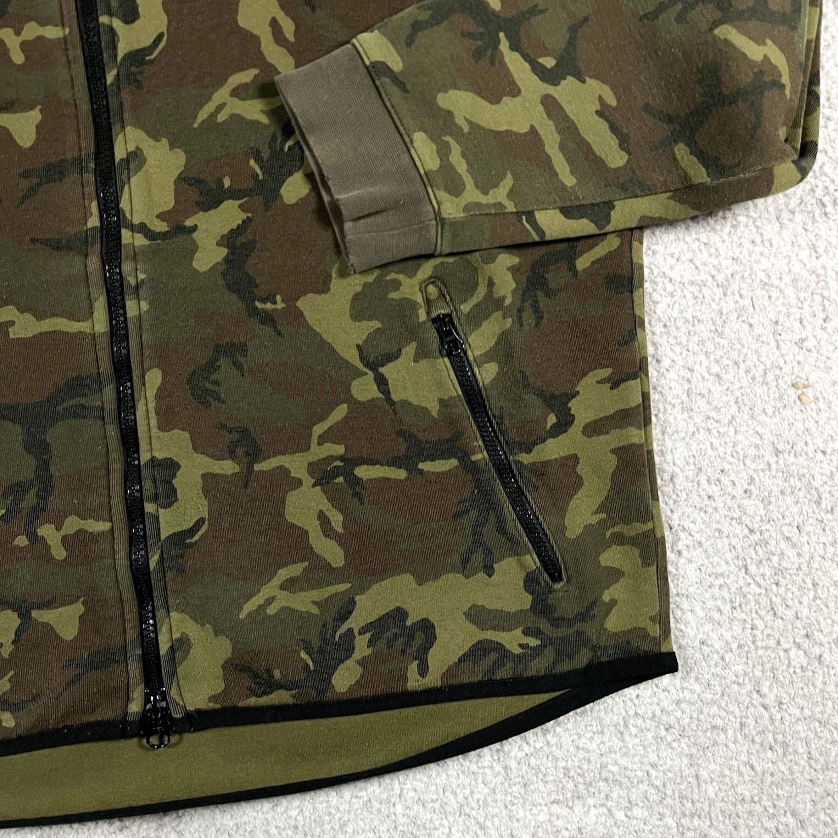 Nike Nike Tech Fleece Hoodie Mens L Camouflage Full Zip Jacket Windrunner Outdoor Shirt Size US L / EU 52-54 / 3 - 7 Thumbnail