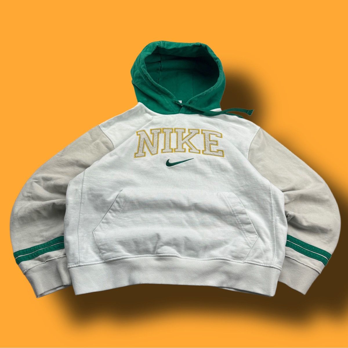 Nike × Vintage NIKE VINTAGE CENTER LOGO OVERSIZE BOXY HOODIE Size US S / EU 44-46 / 1 - 1 Thumbnail