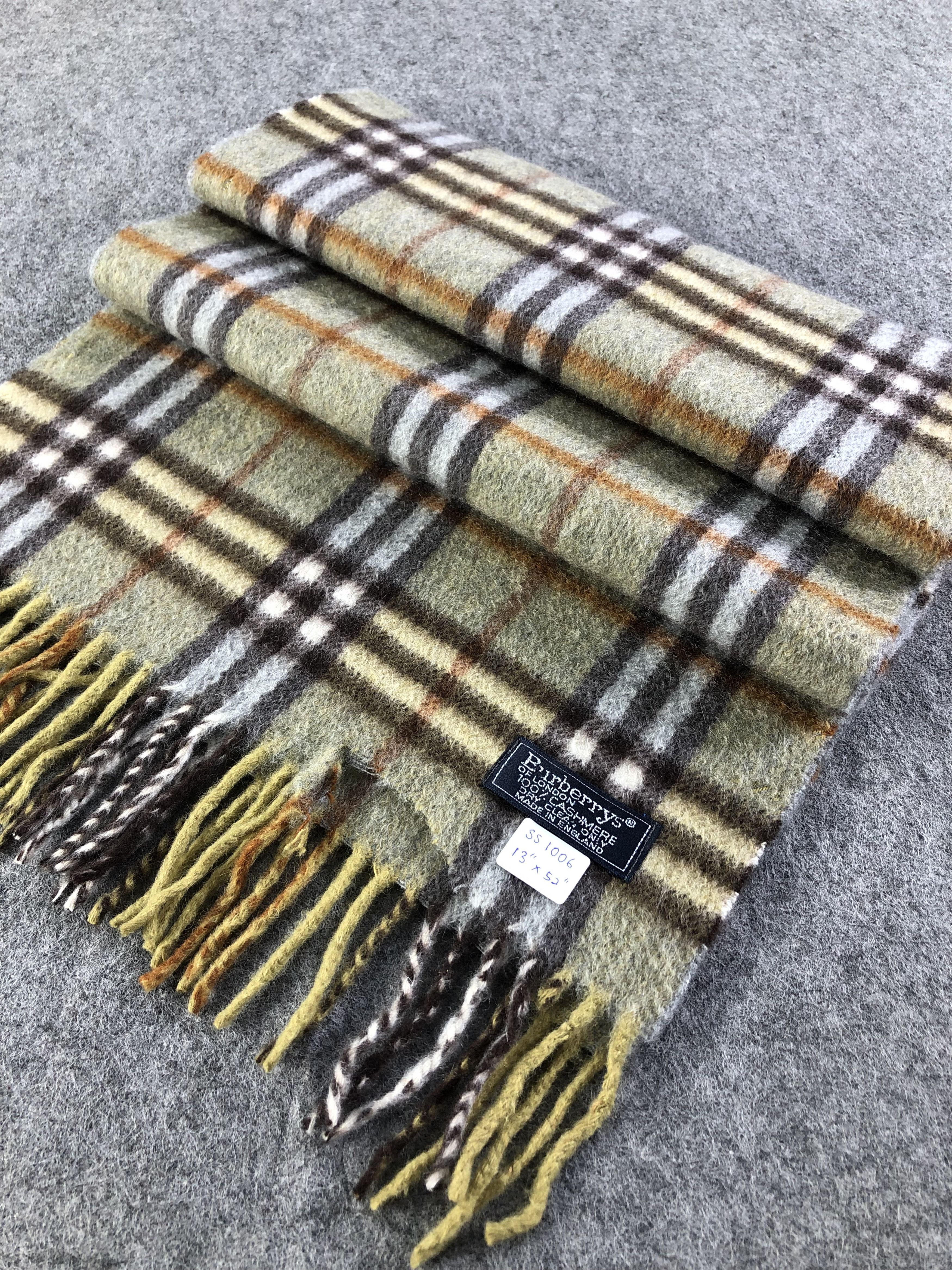 Burberry Burberrys Cashmere Scarf / Muffler / Neckwear Size ONE SIZE - 3 Thumbnail