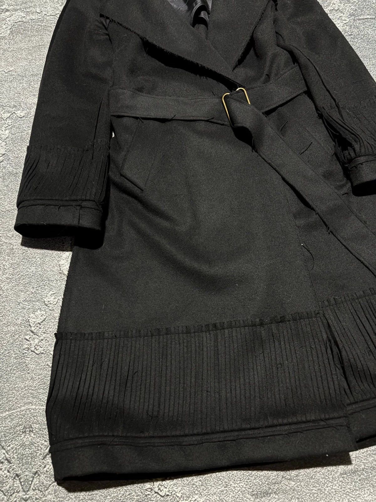 Yves Saint Laurent Archive YSL Yves Saint Laurent Black Deconstructed Wool Coat Size US M / EU 48-50 / 2 - 6 Thumbnail