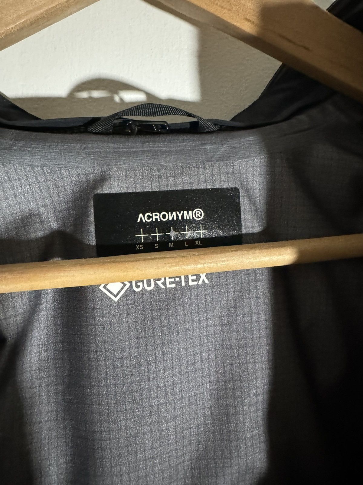 Acronym Acronym J59-GT Size US M / EU 48-50 / 2 - 6 Thumbnail