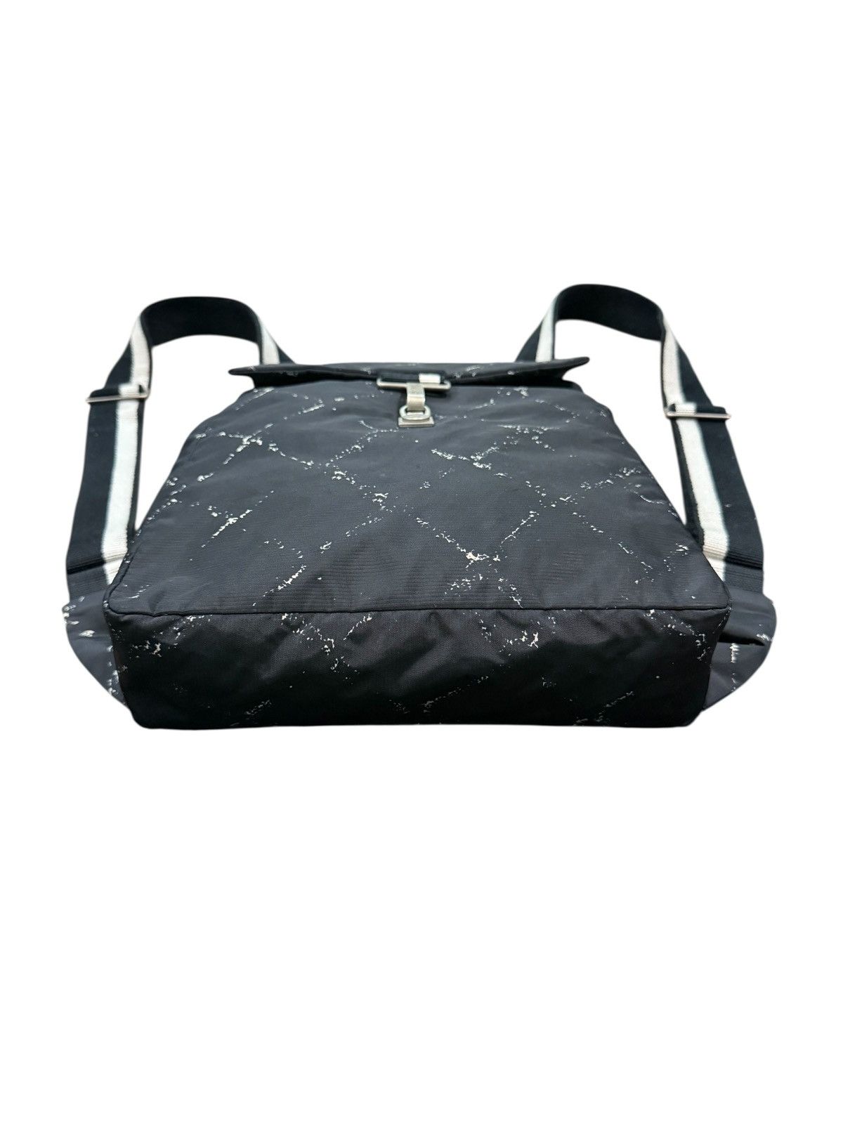 Chanel RARE CHANEL TRAVEL LINE BACKPACK Size ONE SIZE - 4 Thumbnail