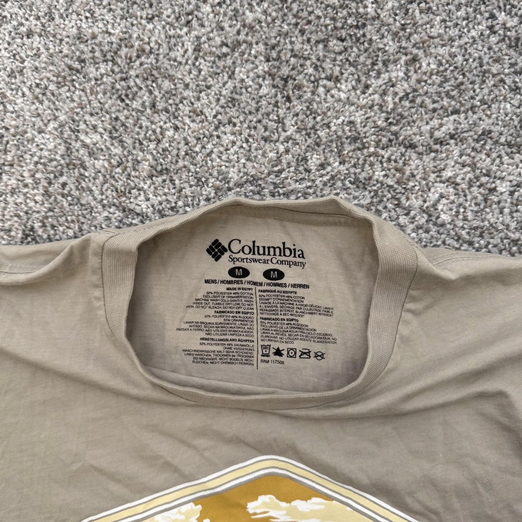 Vintage Columbia Shirt Mens Medium Graphic Print Tee Beige Rocky Mountain National Park Outdoor NWT Size US M / EU 48-50 / 2 - 7 Thumbnail