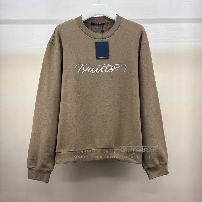 Louis Vuitton Louis Vuitton size 4l Embroidered Letter Sweatshirt Size US M / EU 48-50 / 2 - 1 Thumbnail