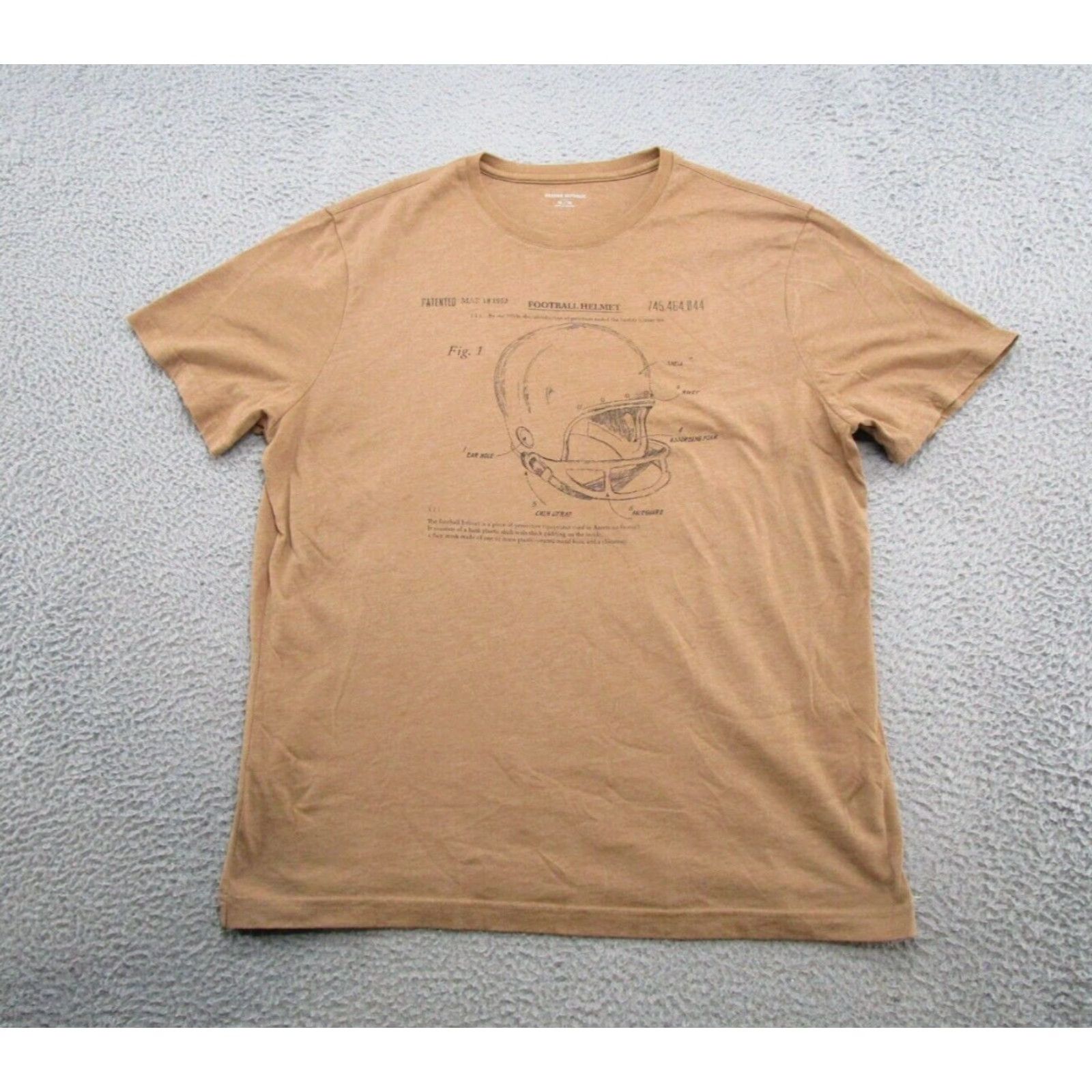 Banana Republic VINTAGE Banana Republic Men's Football Helmet Graphic T-Shirt XL Cotton Size US XL / EU 56 / 4 - 2 Thumbnail