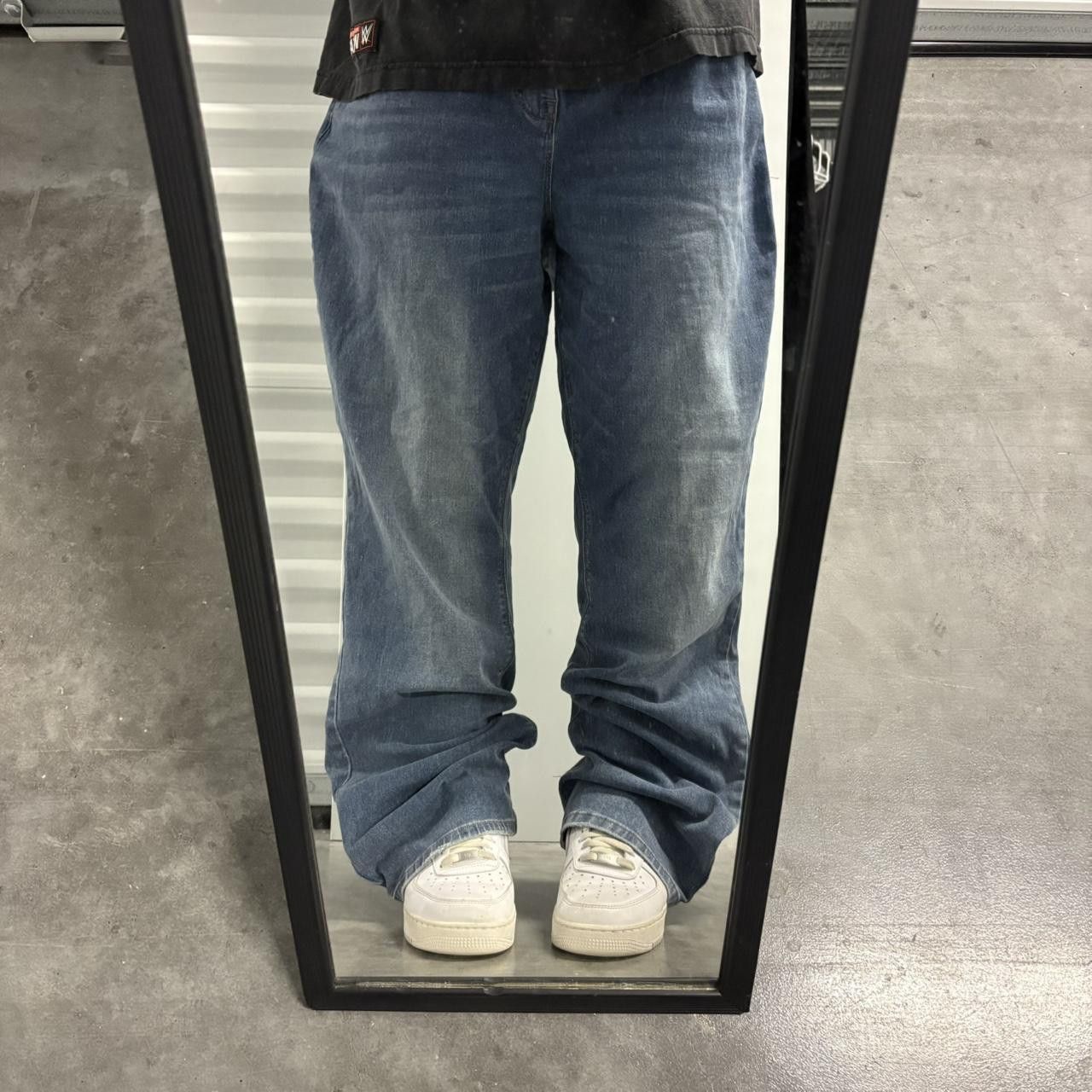 Vintage Crazy Vintage Y2K/2000s Baggy Curvy Medium Wash Denim Jeans! Size US 42 / EU 58 - 1 Thumbnail