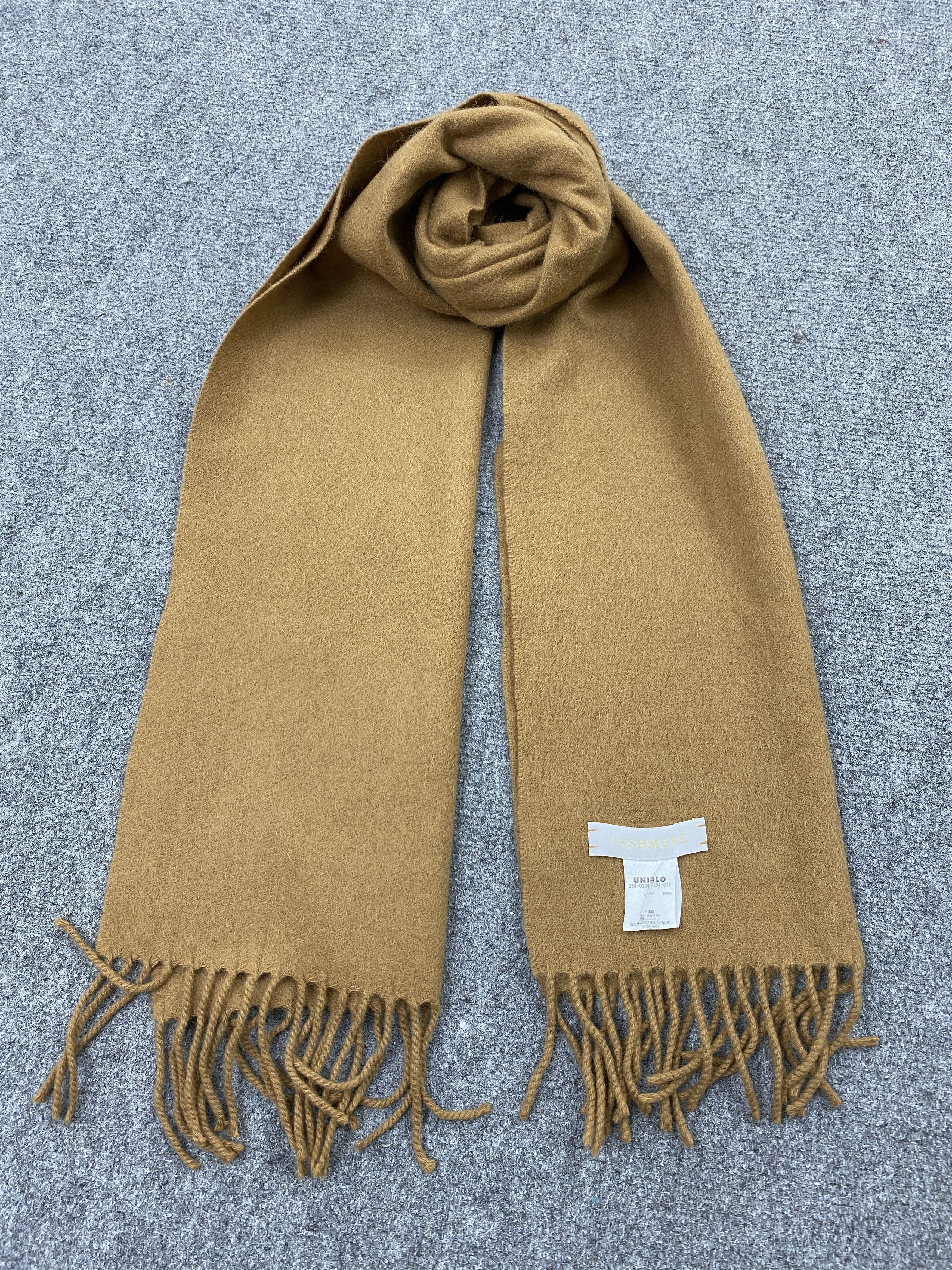 Japanese Brand Vintage Uniqlo Cashmere Scarf / Muffler / Neckwear - SC0051 Size ONE SIZE - 1 Thumbnail