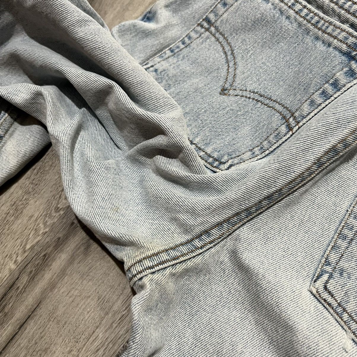 Levi's × Vintage VTG Levis 550 Womans Lightwash Relaxed 90s Denim USA 8 Jeans Size 28" / US 6 / IT 42 - 5 Thumbnail