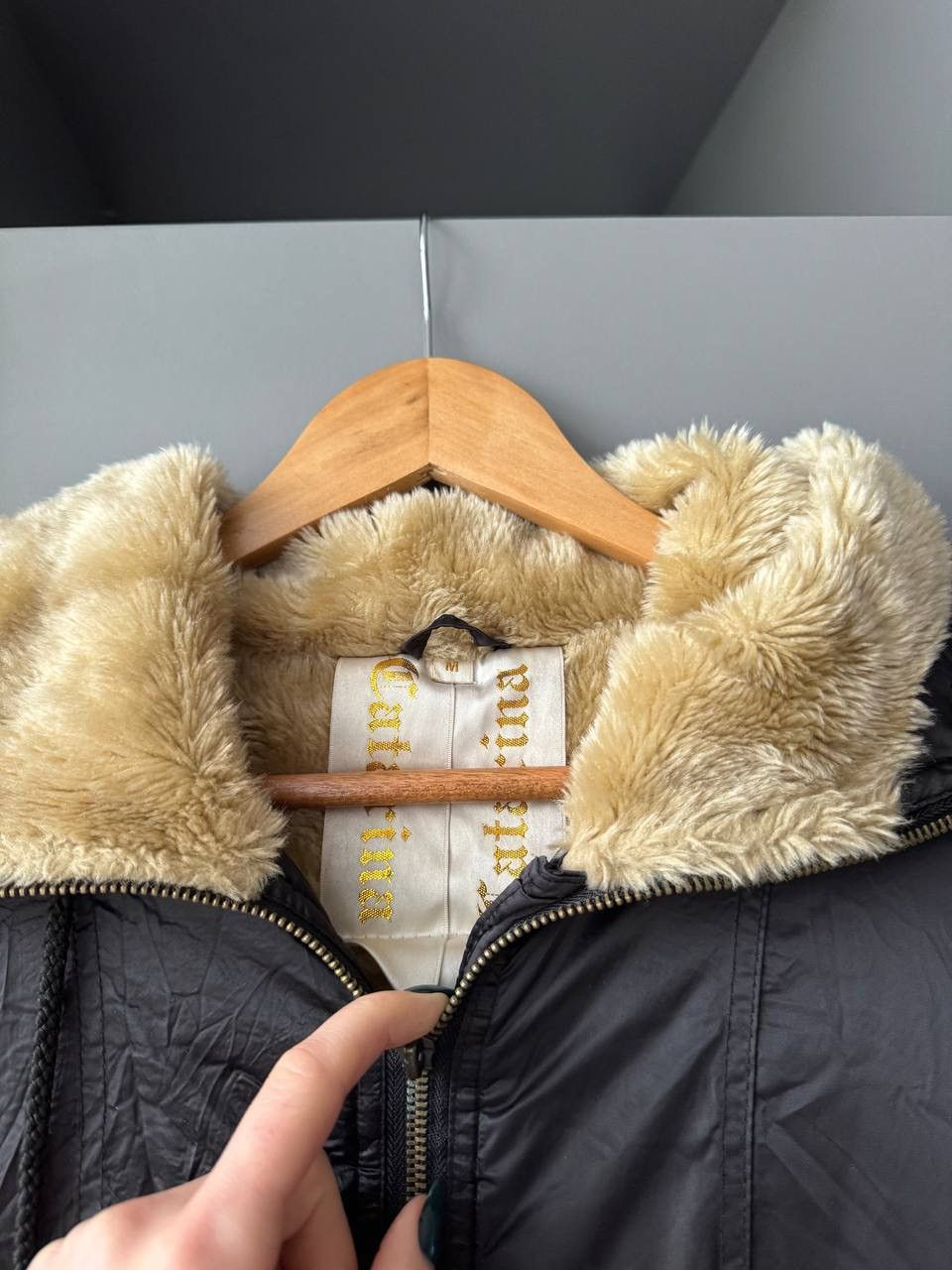 Vintage AvantGarde Archival Y2K N2B Cropped Hooded Faux Fur Bomber Size M / US 6-8 / IT 42-44 - 8 Thumbnail
