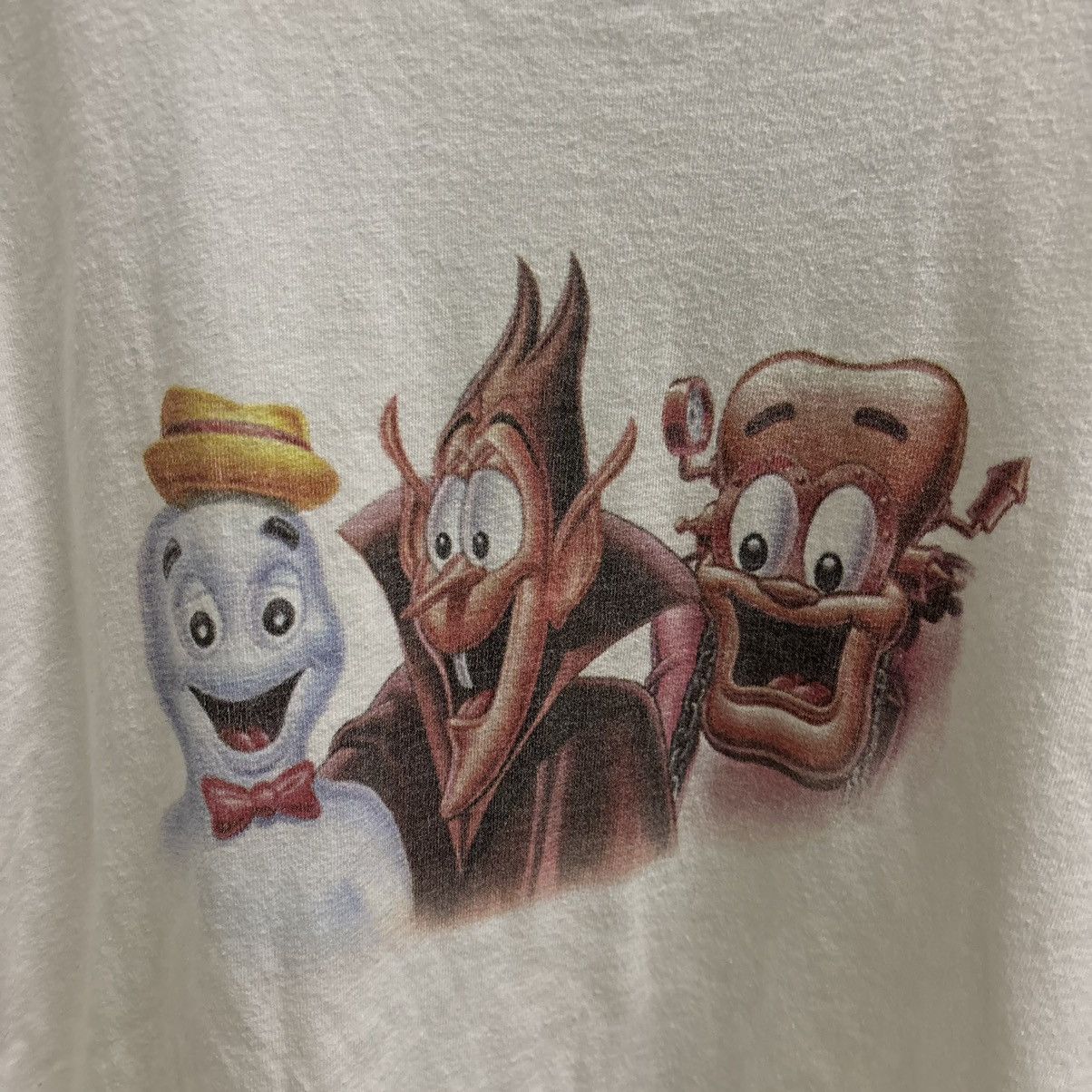 Vintage Vintage 90s General Mills Breakfast Cereal Mascots T-Shirt Size US L / EU 52-54 / 3 - 2 Thumbnail