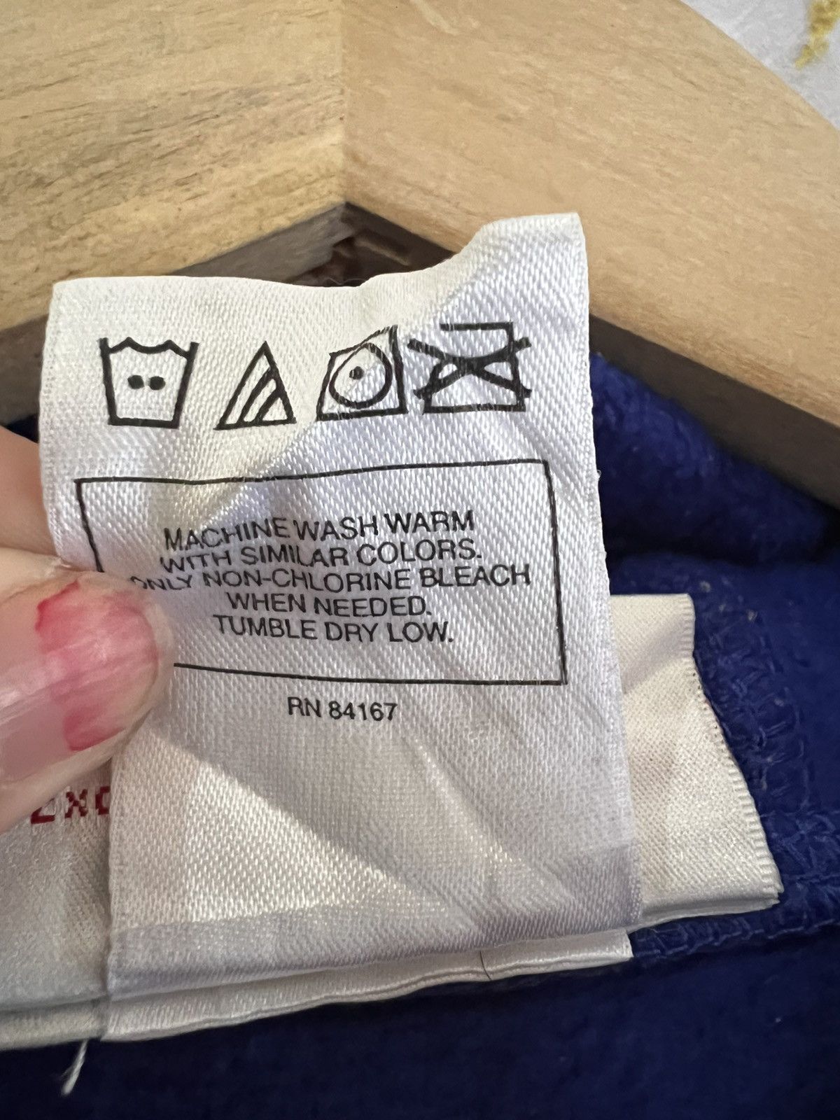 Disney DISNEYLAND HOODIE Size US S / EU 44-46 / 1 - 9 Thumbnail