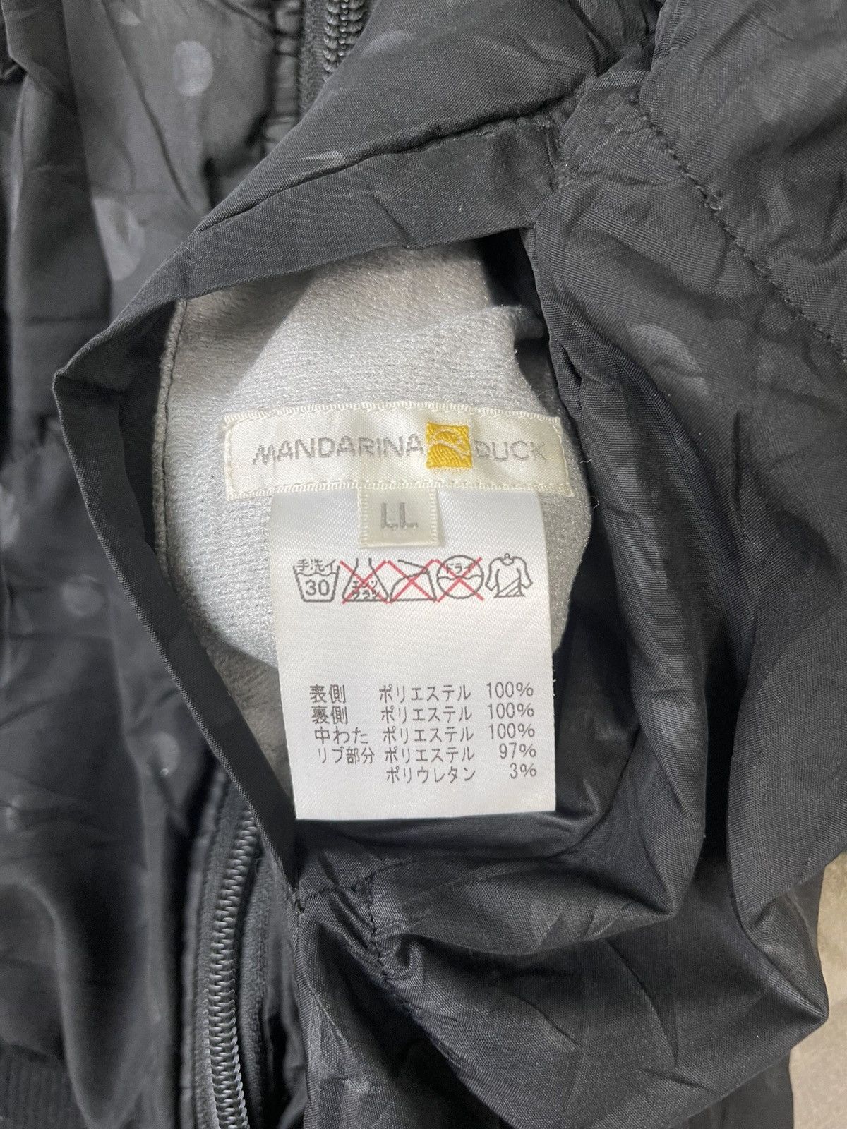 Mandarina Duck Vintage Mandarina Duck Puffer Jacket Reversible Size US L / EU 52-54 / 3 - 13 Thumbnail