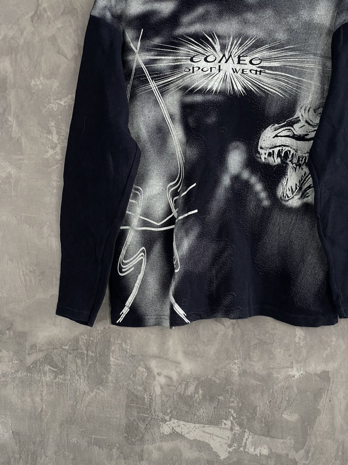 Japanese Brand × Vintage Y2K Glamour Avant Garde Graphic Dragon Long Sleeve Size US M / EU 48-50 / 2 - 5 Thumbnail