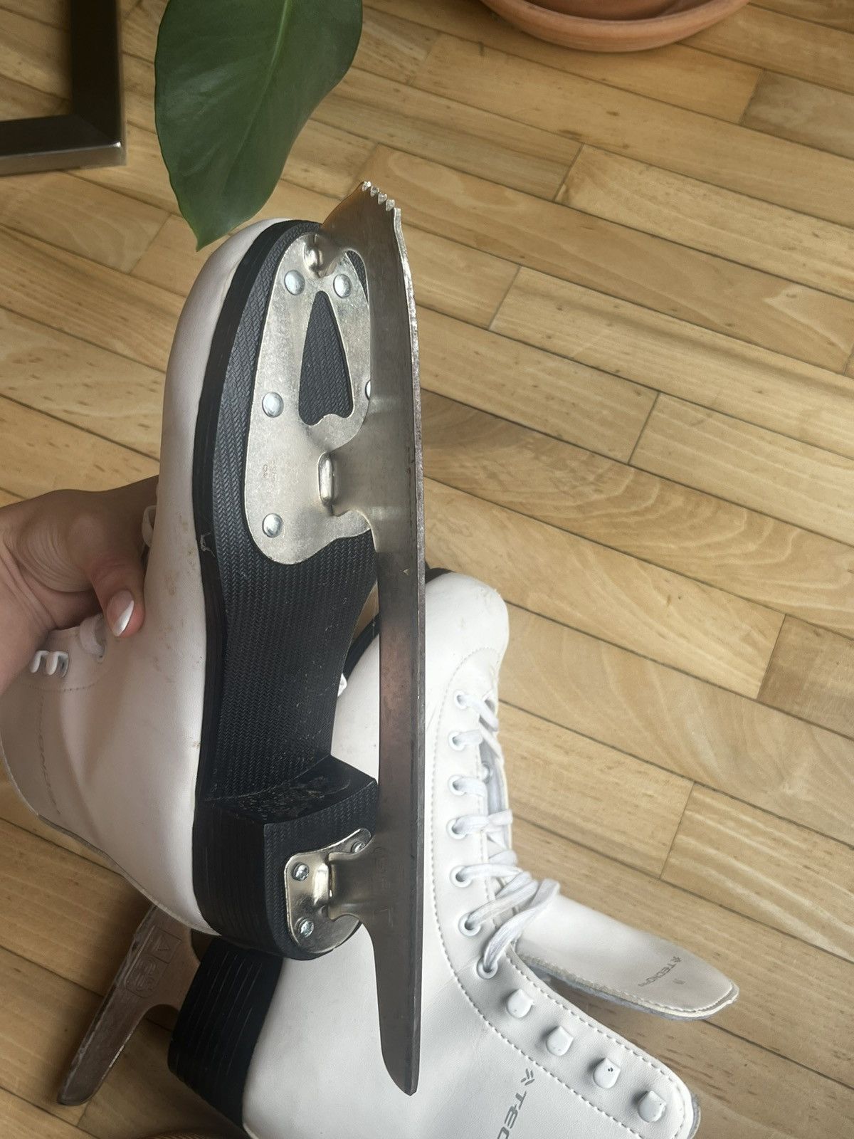 Other White women’s ice skates Size US 9 / IT 39 - 5 Thumbnail