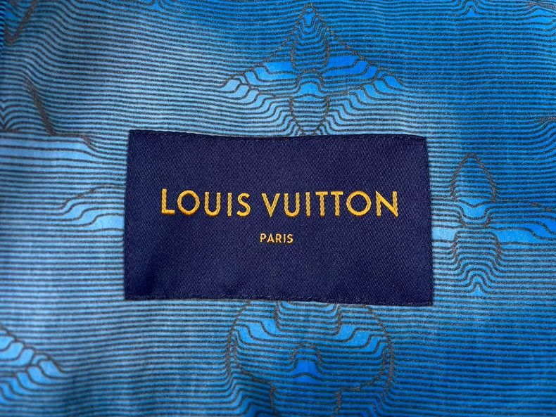 Louis Vuitton Louis Vuitton 2054 Old Flower Full Print Zip Storm Jacket Size US S / EU 44-46 / 1 - 7 Thumbnail