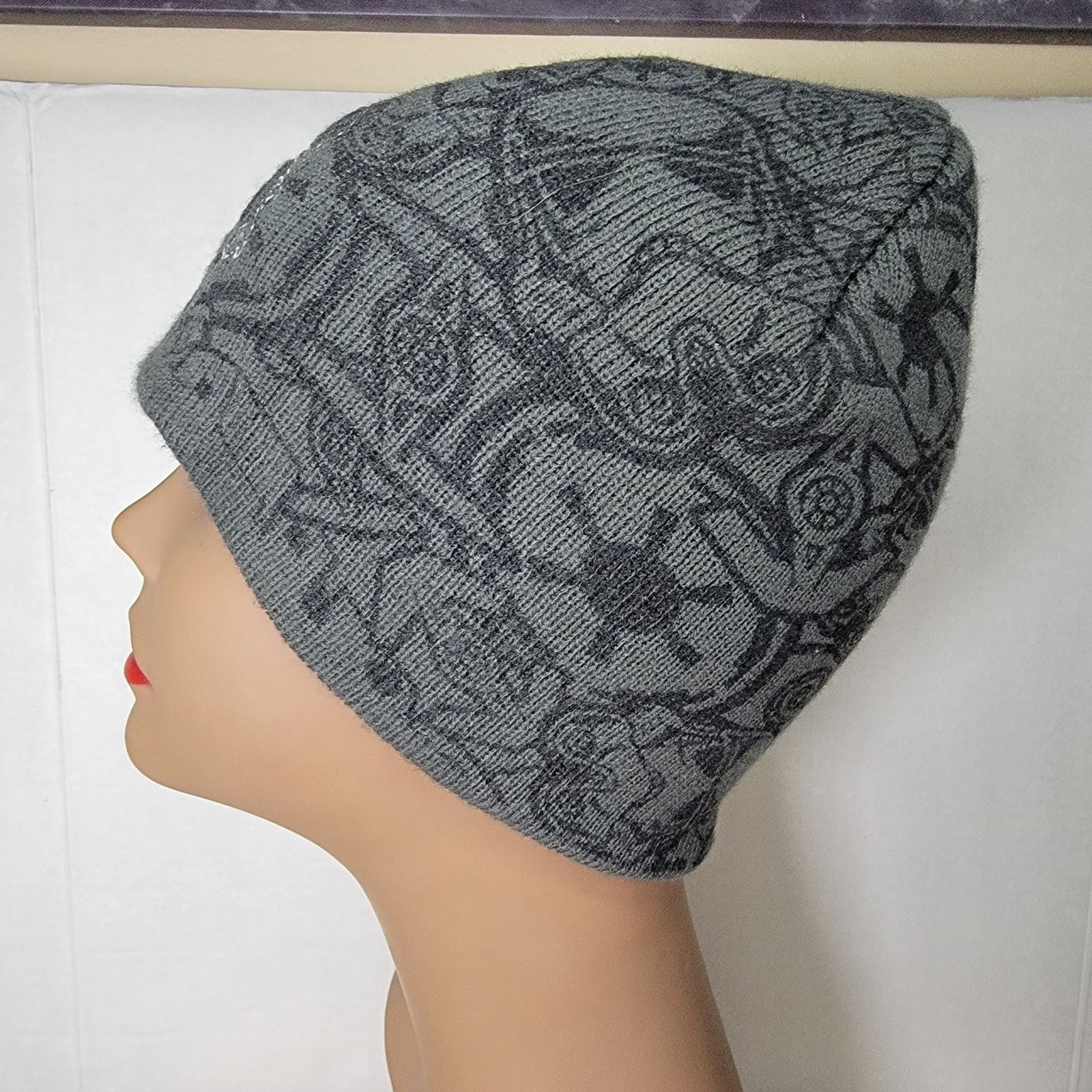 Star Wars Star Wars Knit Beanie w/ Embroidered Stormtrooper Size ONE SIZE - 5 Thumbnail
