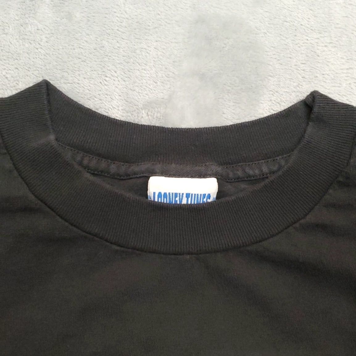 Vintage VTG Looney Tune Shirt Men XL Black Tweety Sylvester Made in USA Stamp Collection Size US XL / EU 56 / 4 - 3 Thumbnail
