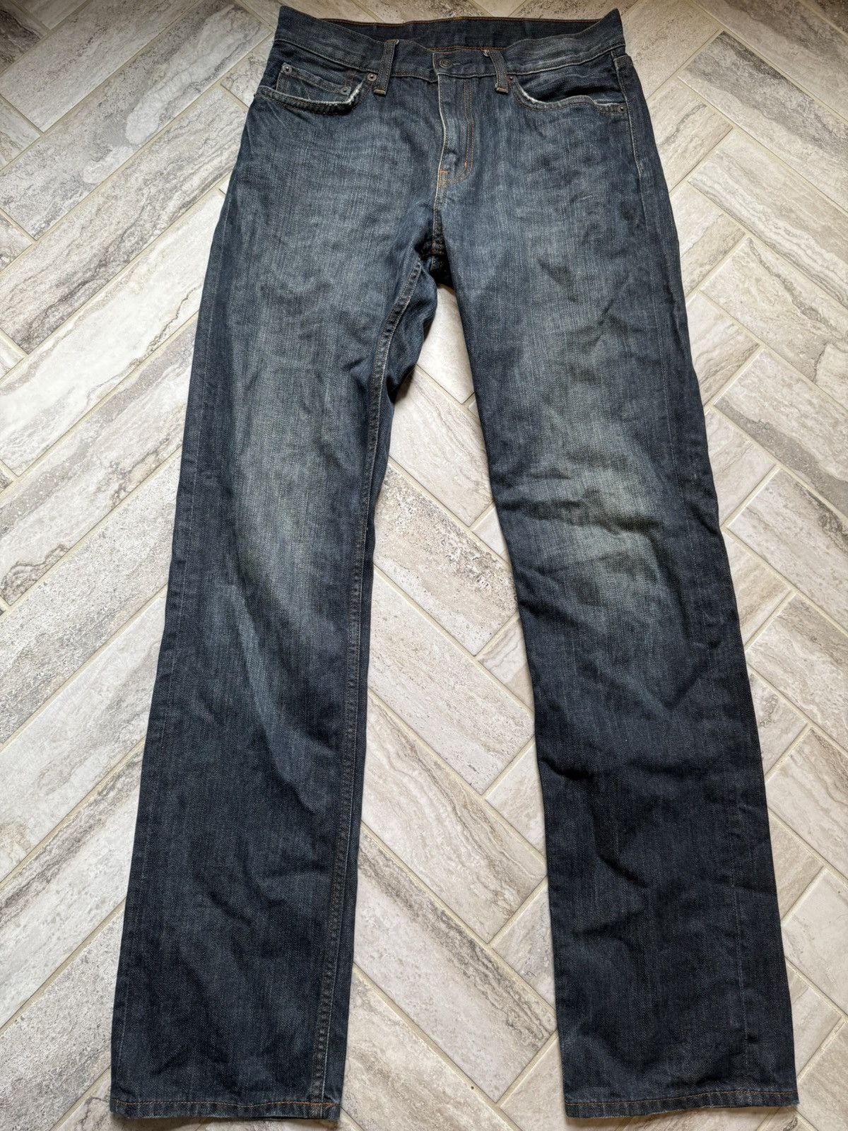 Uniqlo uniqlo straight leg denim Size US 30 / EU 46 - 1 Thumbnail