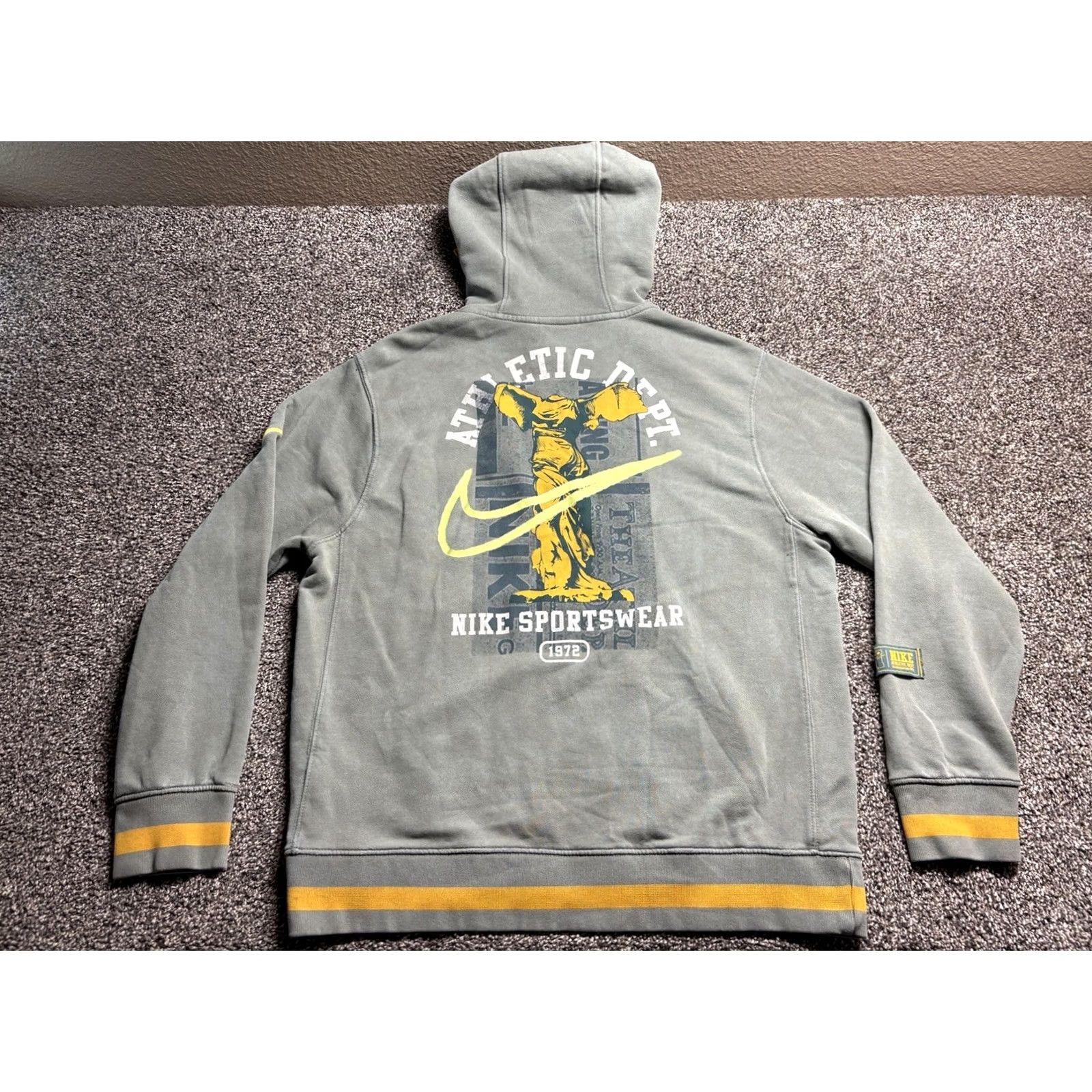 Nike Nike Hoodie Mens Medium Sportswear Athletic Dept 1972 Sweatshirt DC3546 - Sleeve Length Long Size US M / EU 48-50 / 2 - 2 Thumbnail