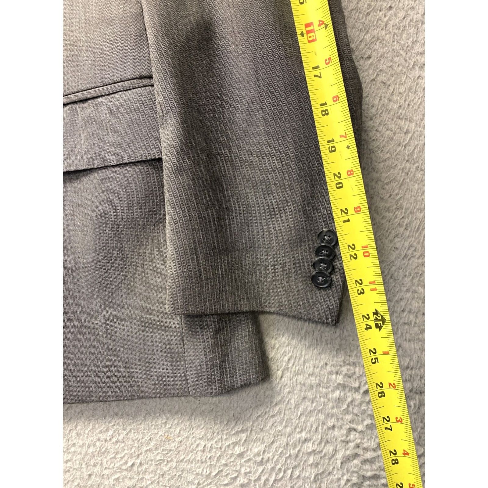 Peter Millar Peter Millar Crown Crafted Blazer Jacket Men’s 44S Gray Herringbone Wool Sport Coat Notch Lapel Two-Button Front Regular Fit Casual Mens Size 44R - 5 Thumbnail