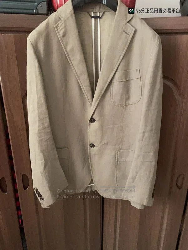 Ermenegildo Zegna Zegna Men's Khaki Lapel Single. Size US L / EU 52-54 / 3 - 1 Thumbnail