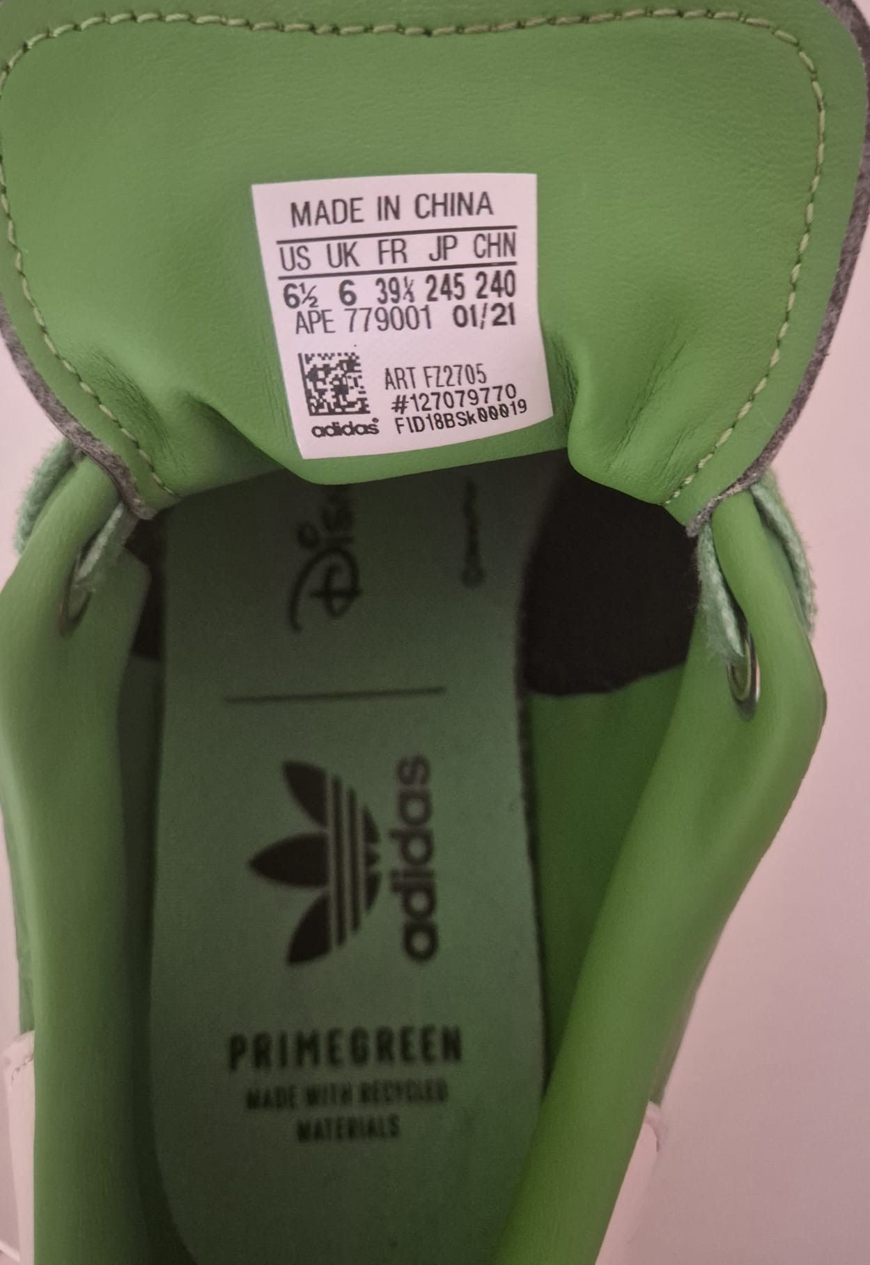 Adidas × Disney Adidas x Disney Stan Smith Kermit Green Size 39 Size US 9.5 / IT 39.5 - 8 Thumbnail