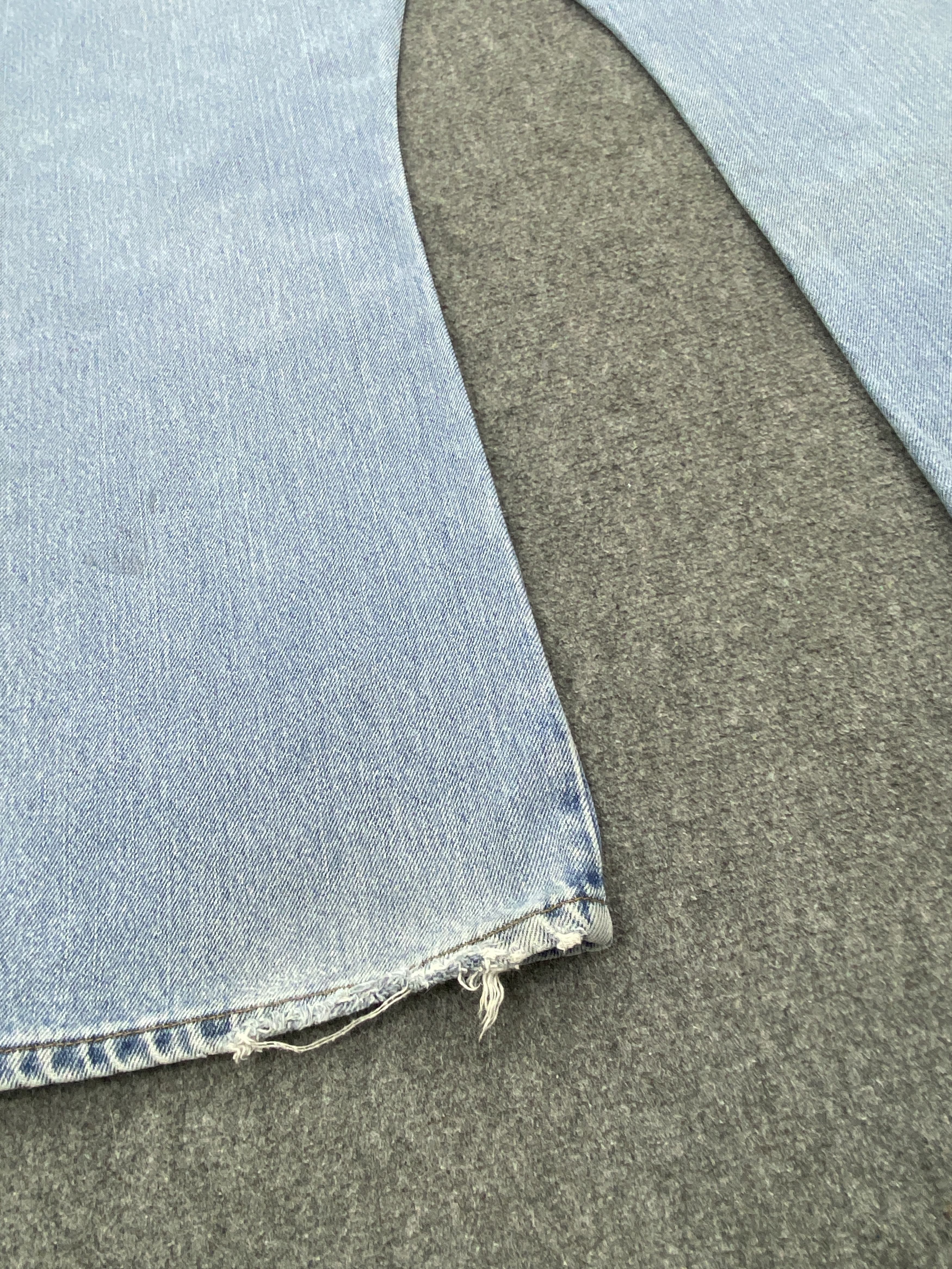 Levi's Vintage Levis 517 Flared Bootcut Light Wash Jeans DP2594 Size US 37 - 14 Thumbnail