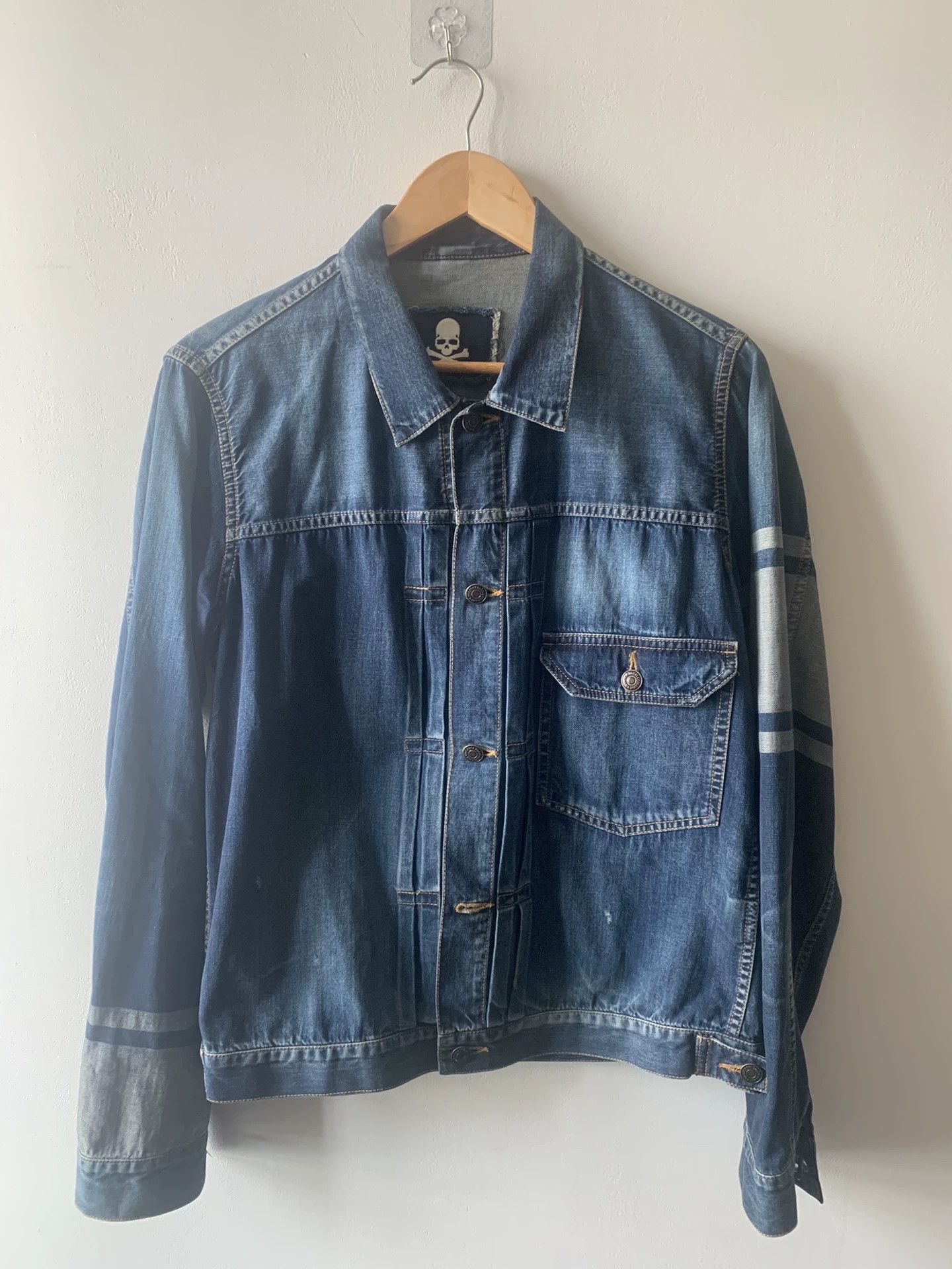 Mastermind Japan mastermind Japan Denim Jacket with Skull Embroidery Size US S / EU 44-46 / 1 - 1 Thumbnail