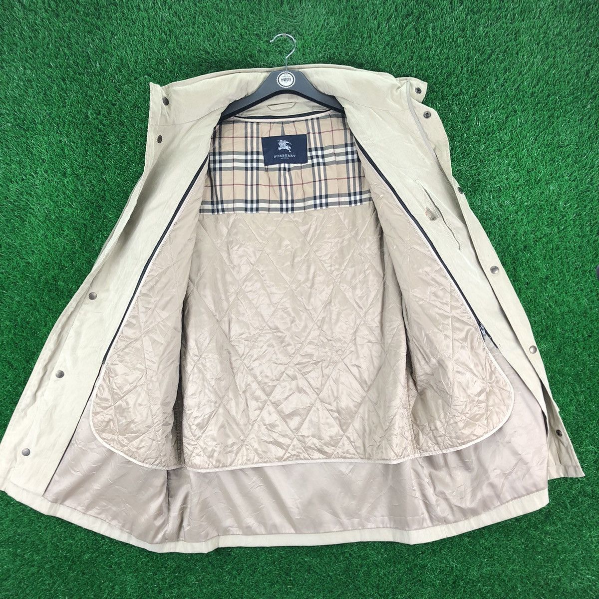 Burberry Vintage Burberry London Down Jacket Size US XL / EU 56 / 4 - 7 Thumbnail