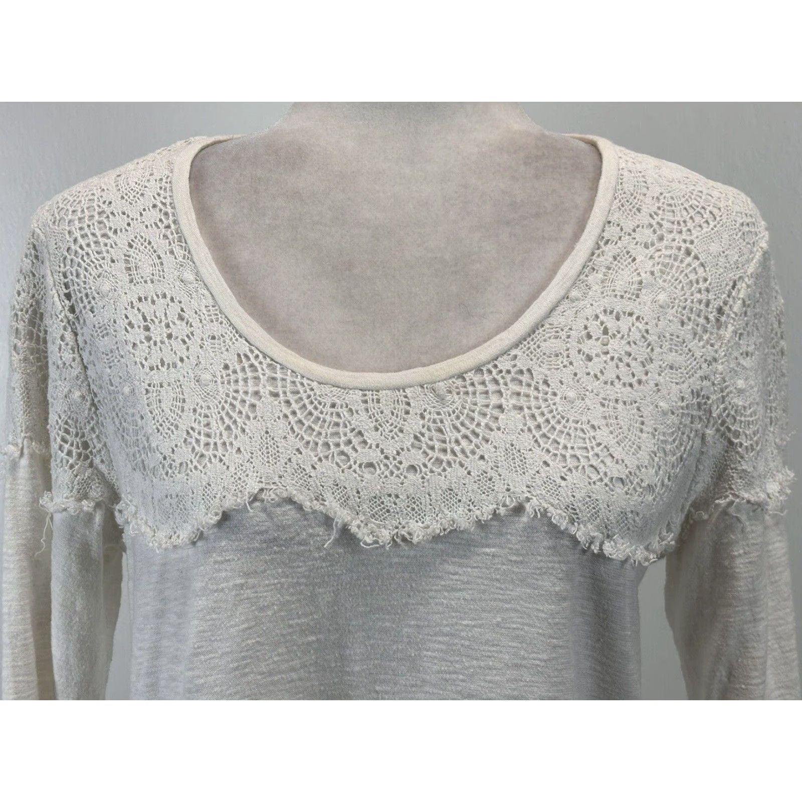 Vintage Cut Loose Women's Linen Blend Long Sleeve Tunic Top Ivory Lace Detail Medium Size M / US 6-8 / IT 42-44 - 5 Thumbnail