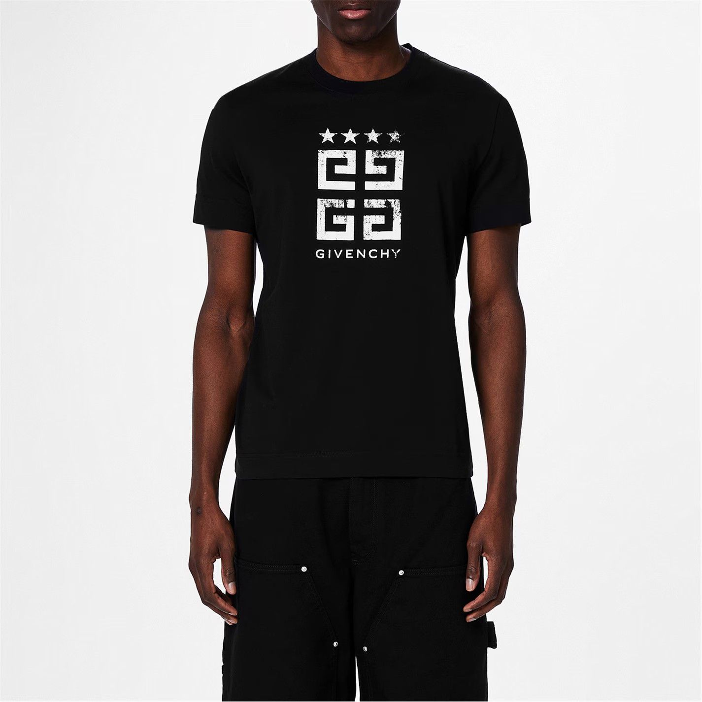 Givenchy o1g2r1mq0426 4G Emblem T-Shirt in Black Size US XXL / EU 58 / 5 - 2 Thumbnail
