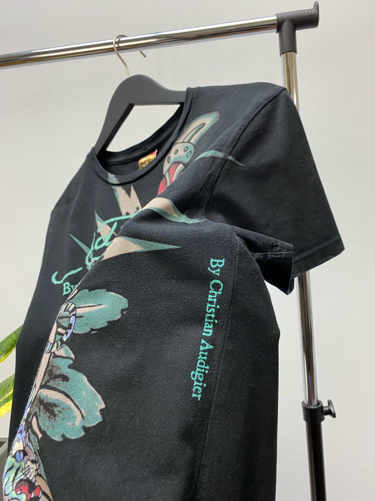Christian Audigier Christian Audigier Crazy Y2K Ed Hardy Skull T-Shirt Vintage Size US L / EU 52-54 / 3 - 15 Thumbnail