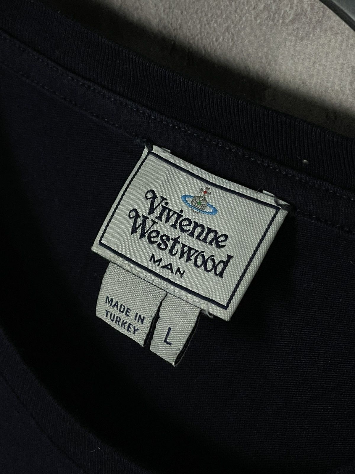 Vintage × Vivienne Westwood Vivienne Westwood Avant Garde Luxury Small Logo Navy t-shirt Size US L / EU 52-54 / 3 - 10 Thumbnail