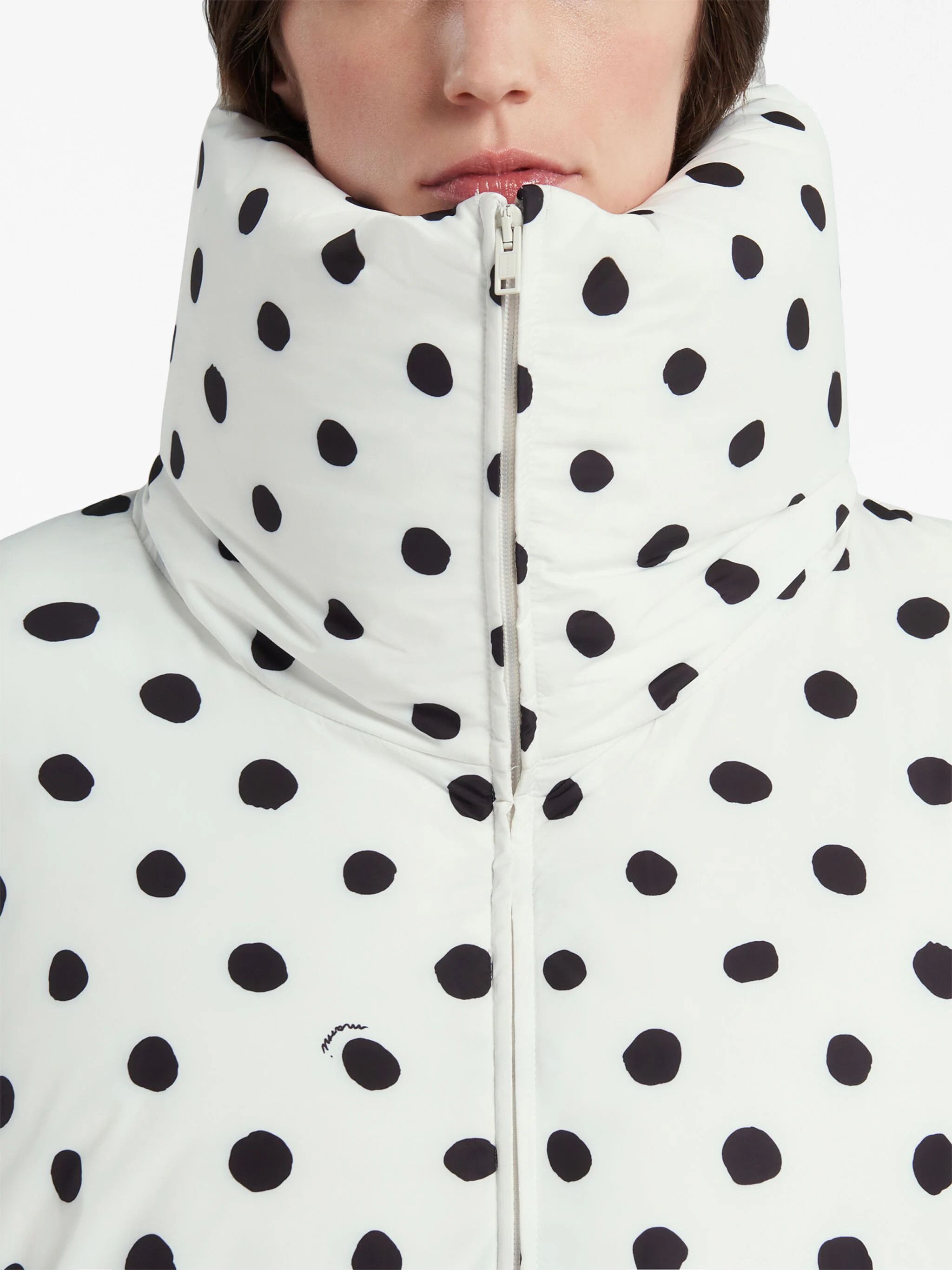 Marni o1w1db10824 Polka Dots Puffer Jacket in White Black Size S / US 4 / IT 40 - 4 Thumbnail