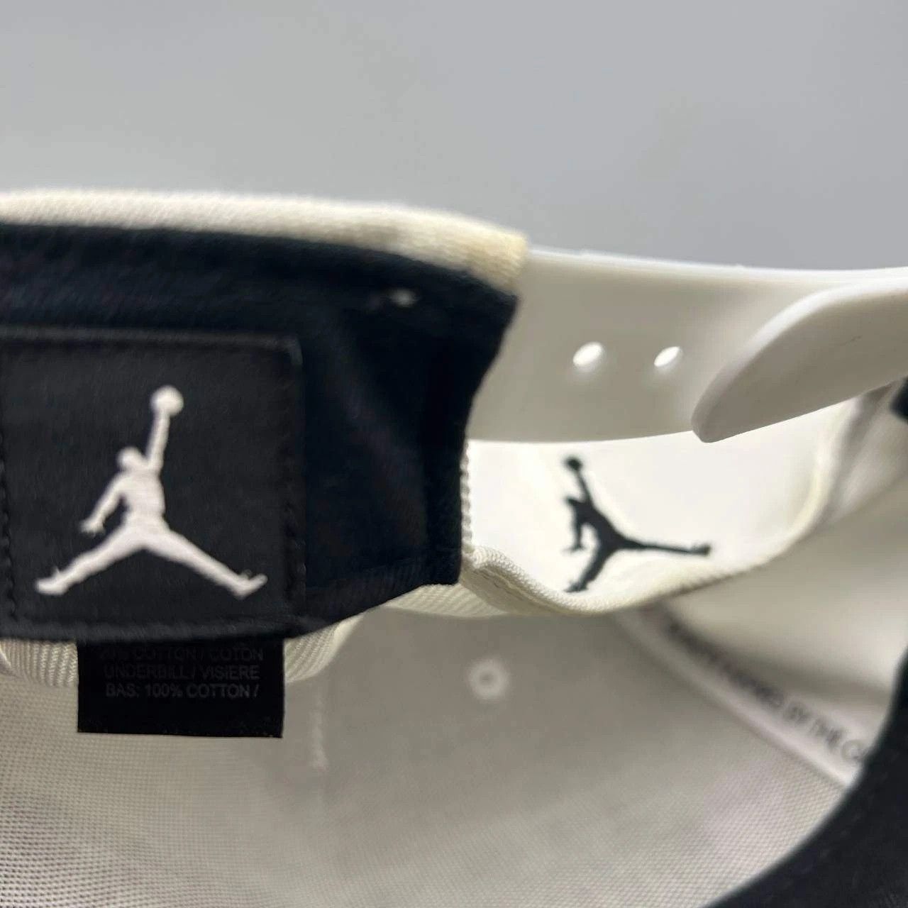 Jordan Brand Air Jordan Hat Men Embroidered Logo Jumpman Snap Back Cap Size ONE SIZE - 6 Thumbnail