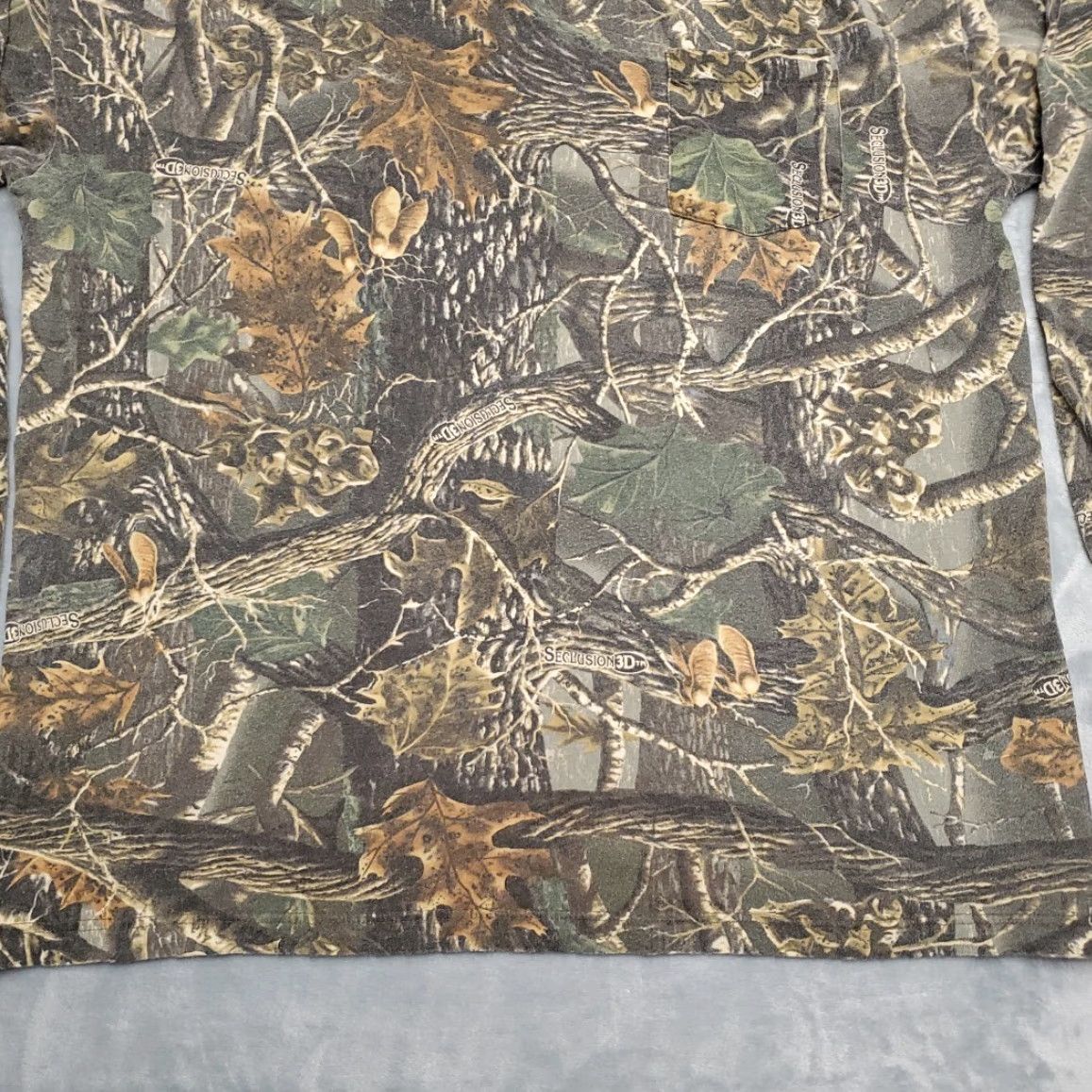 Vintage Vintage Cabelas Camouflage Shirt Mens XL Green Long Sleeve Camouflage Seclusion 3D Y2K Crew Neck Cotton Jersey Outdoor 2000s Mens Size US XL / EU 56 / 4 - 2 Thumbnail