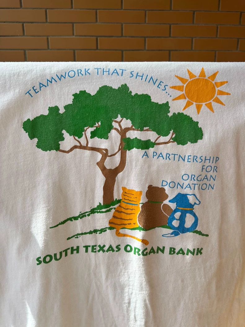 Vintage VintageTee 90s South Texas Organ Bank 2505-Nextarrow Size US XL / EU 56 / 4 - 4 Thumbnail