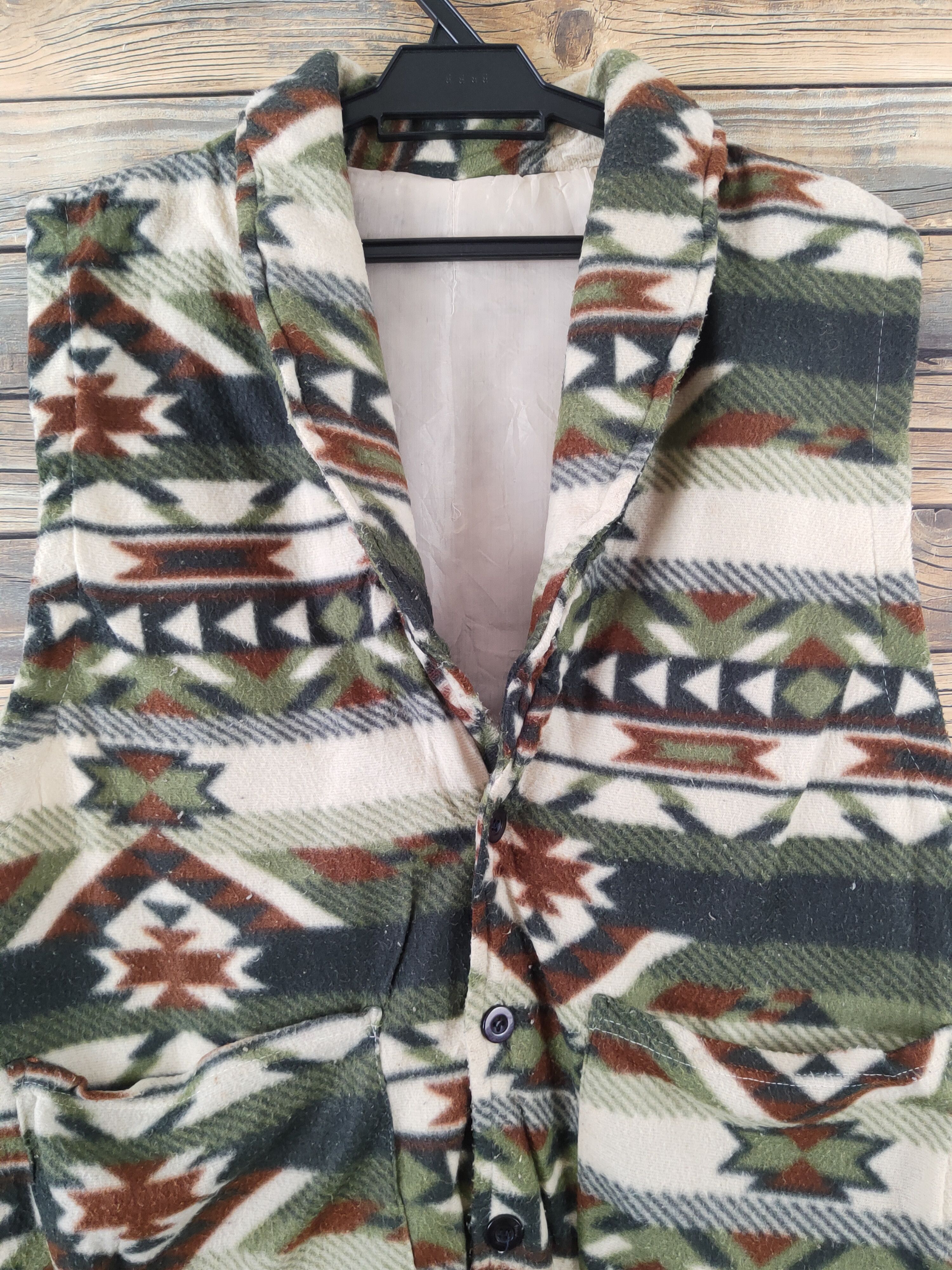 Japanese Brand × Vintage Hot Stuff 🔥 Japanese Brand Green Ivort Wool Vests Size US L / EU 52-54 / 3 - 2 Thumbnail