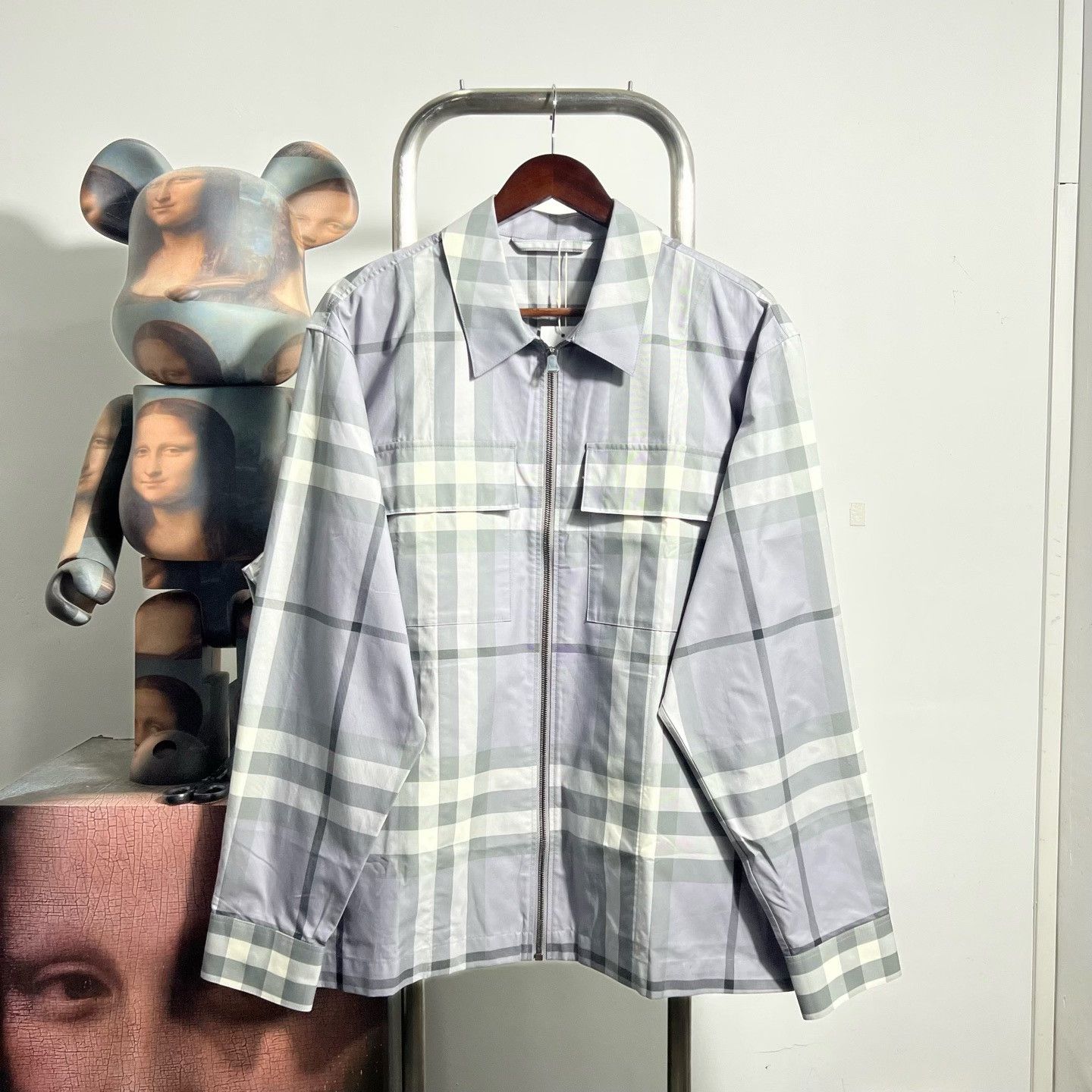 Burberry Burberry Plaid Light Jacket xl Men Size US XL / EU 56 / 4 - 1 Thumbnail