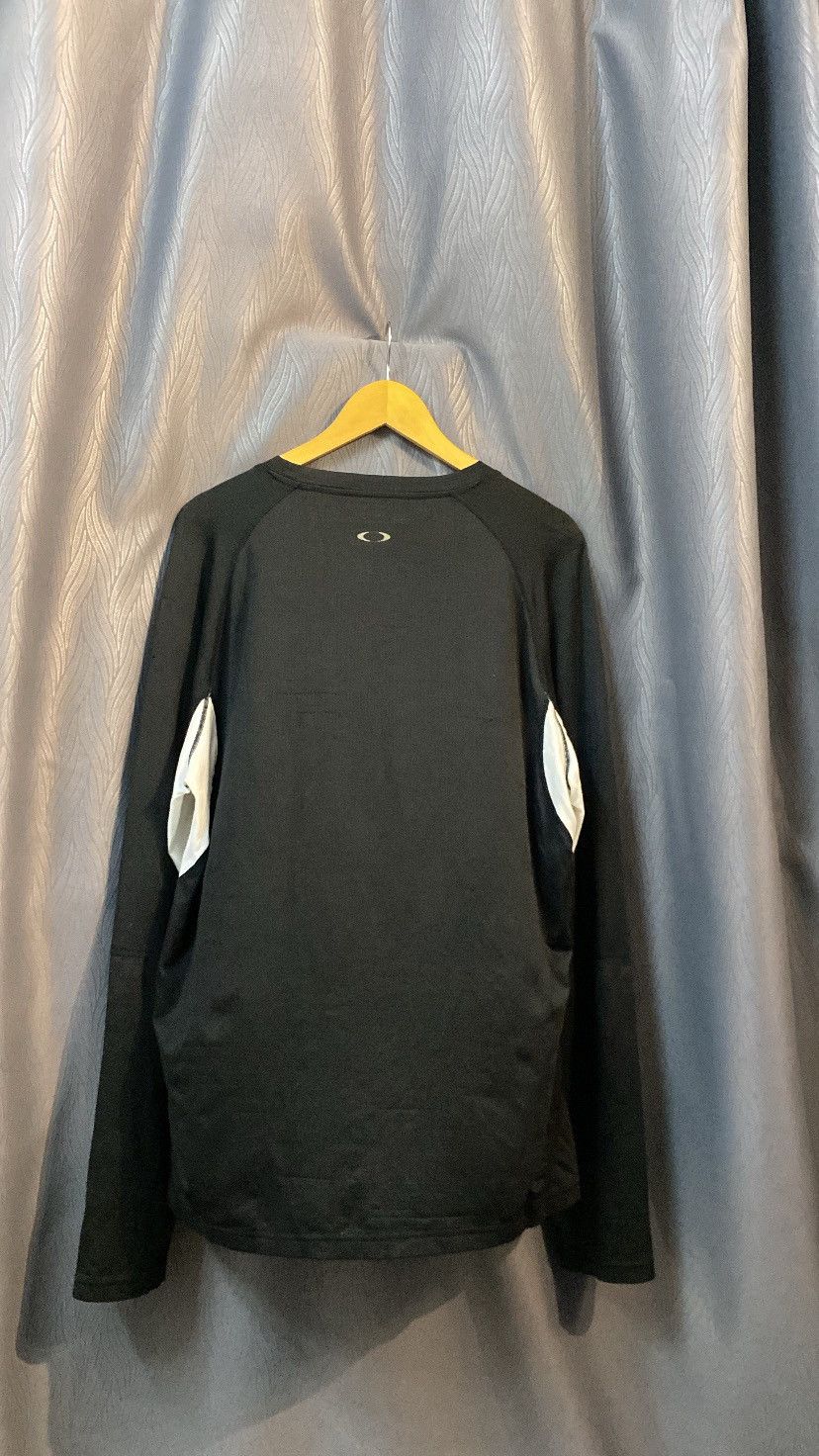 Japanese Brand × Oakley Oakley Center Longsleeve Black Size US XL / EU 56 / 4 - 8 Thumbnail