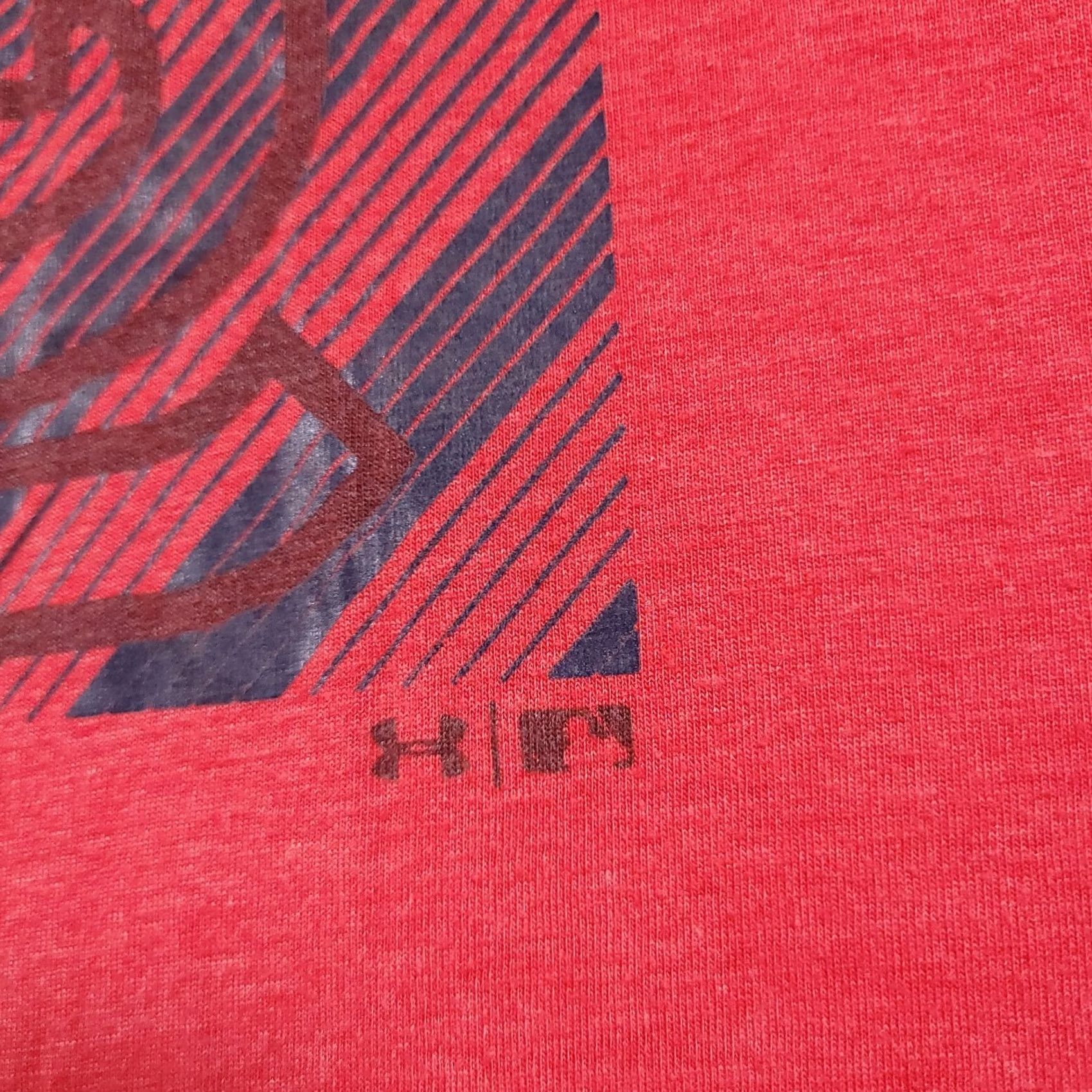 Under Armour Under Armour STL Cardinals Loose Fit Shirt Womens L Red Heatgear V Neck MLB Shirt Size L / US 10 / IT 46 - 5 Thumbnail